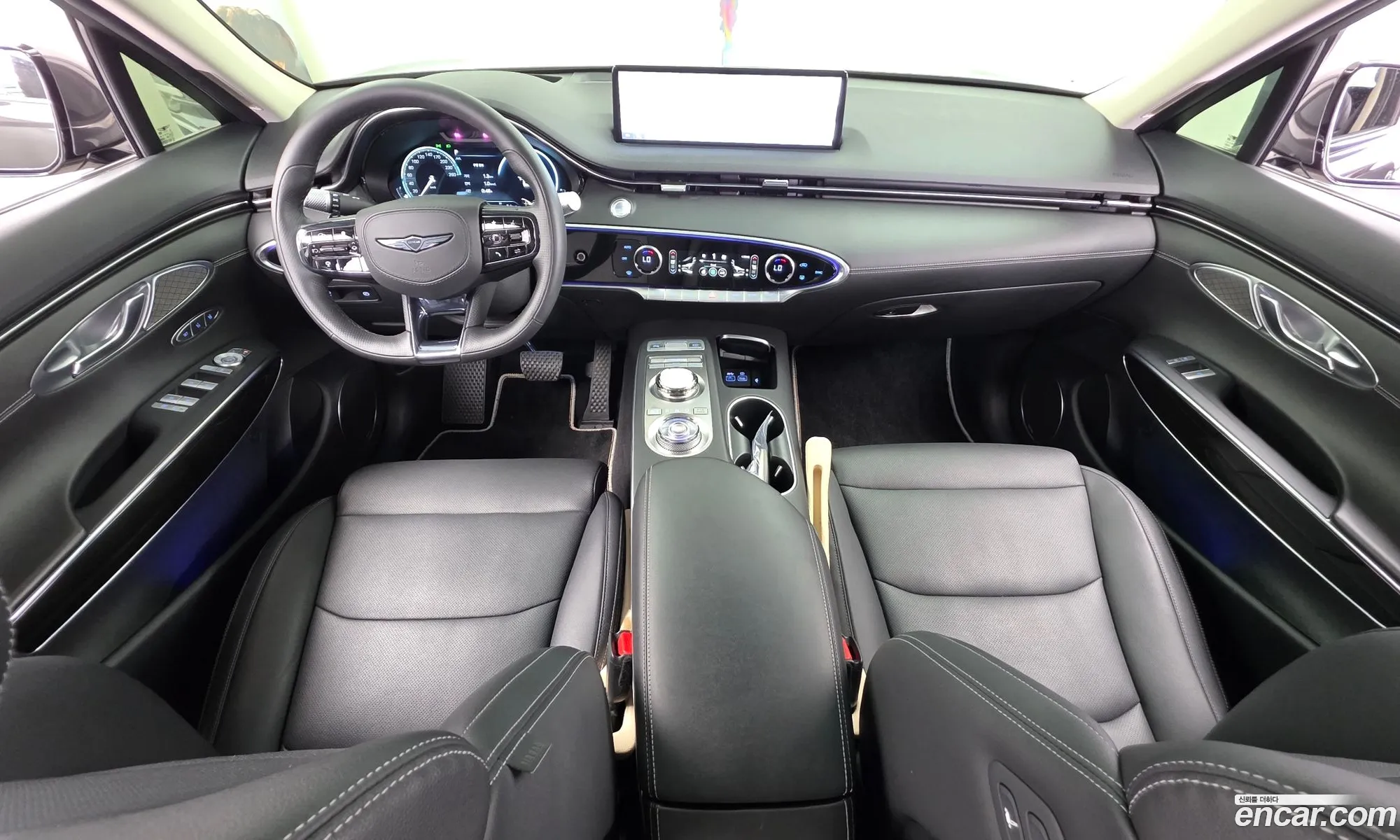 Genesis GV70 2022 KMTMA81BBNU064366 — 34