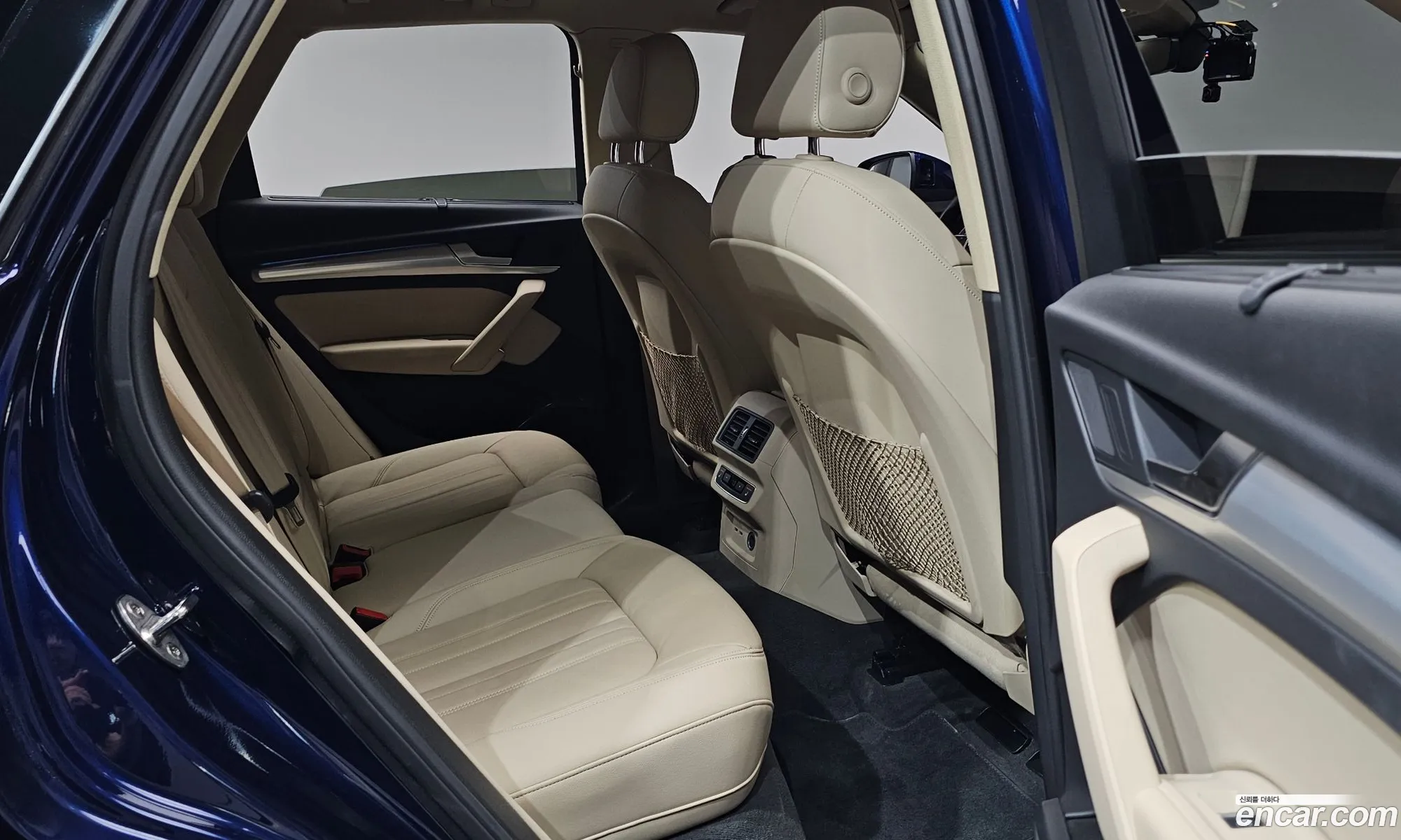 Audi Q5 2023 WAUZZZFY7P2109162 — 28