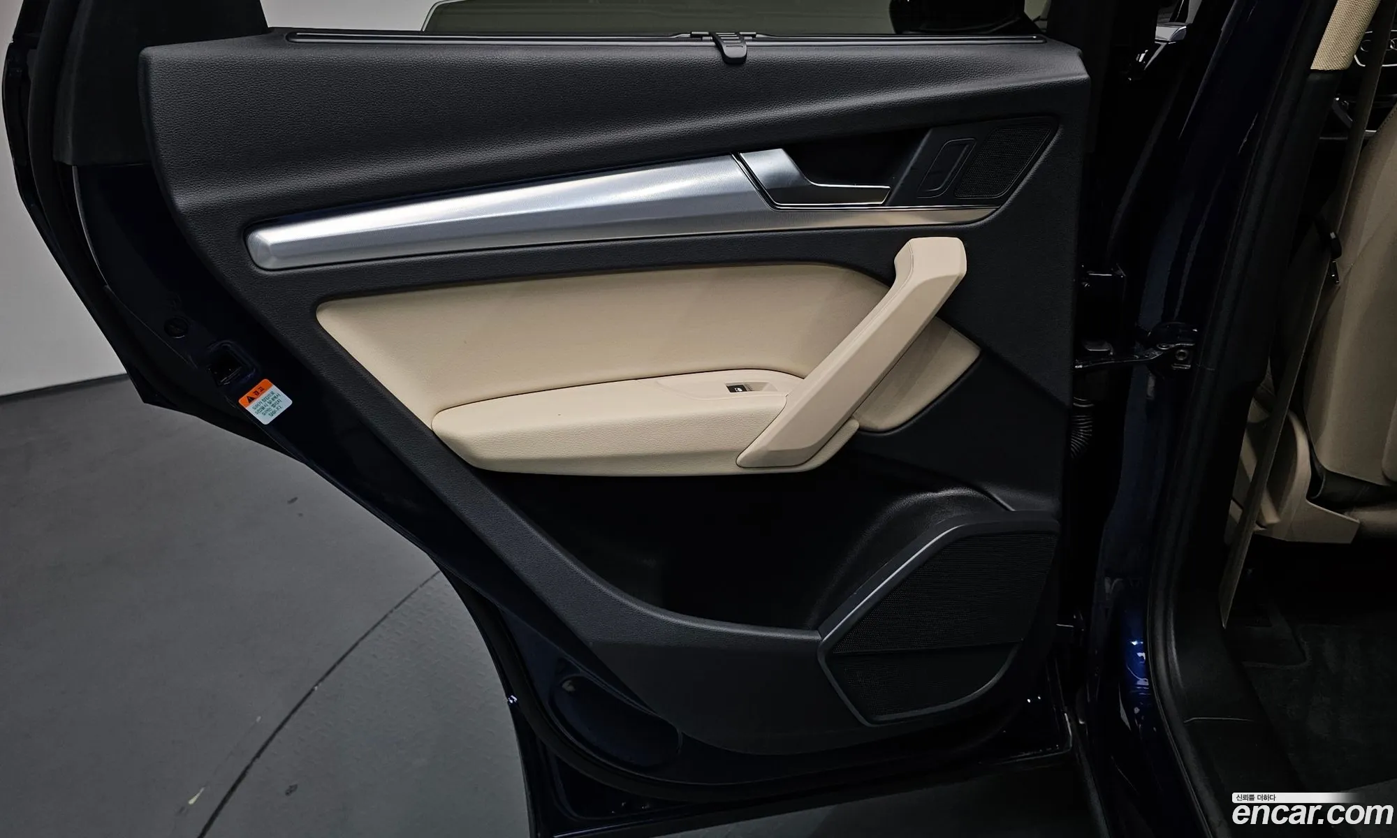 Audi Q5 2023 WAUZZZFY7P2109162 — 33