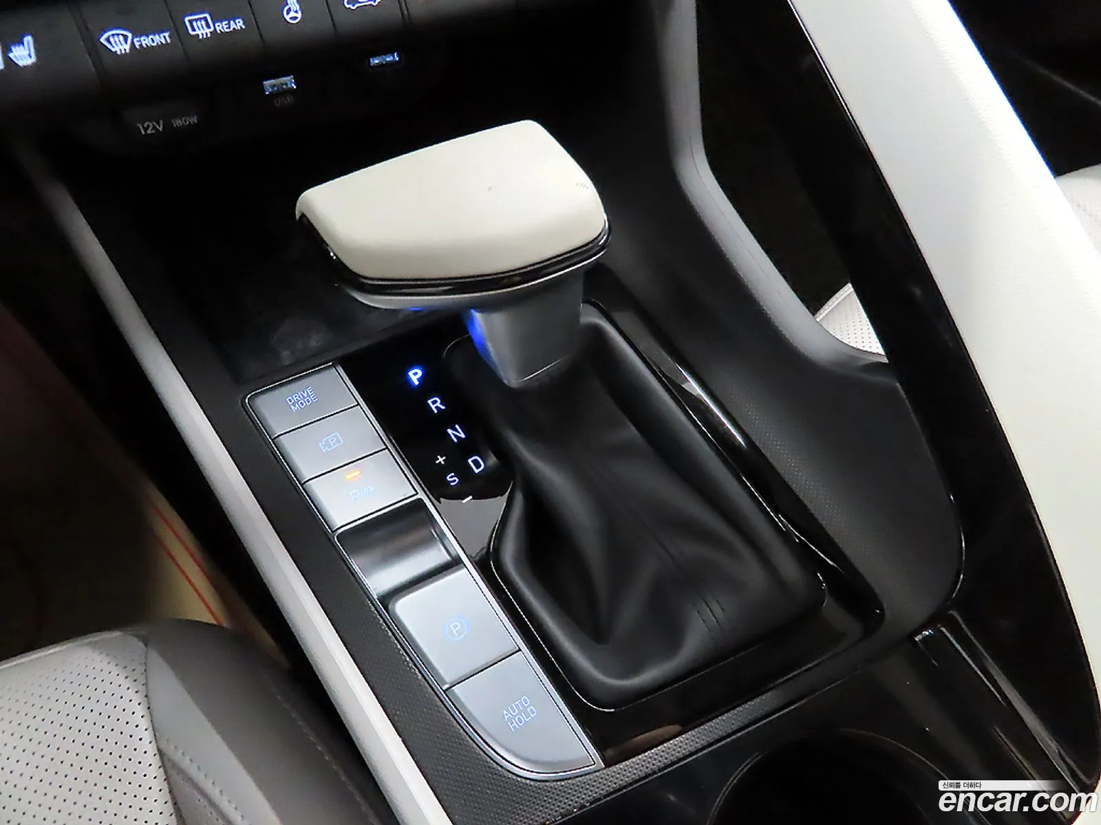 Hyundai Elantra 2021 — 13