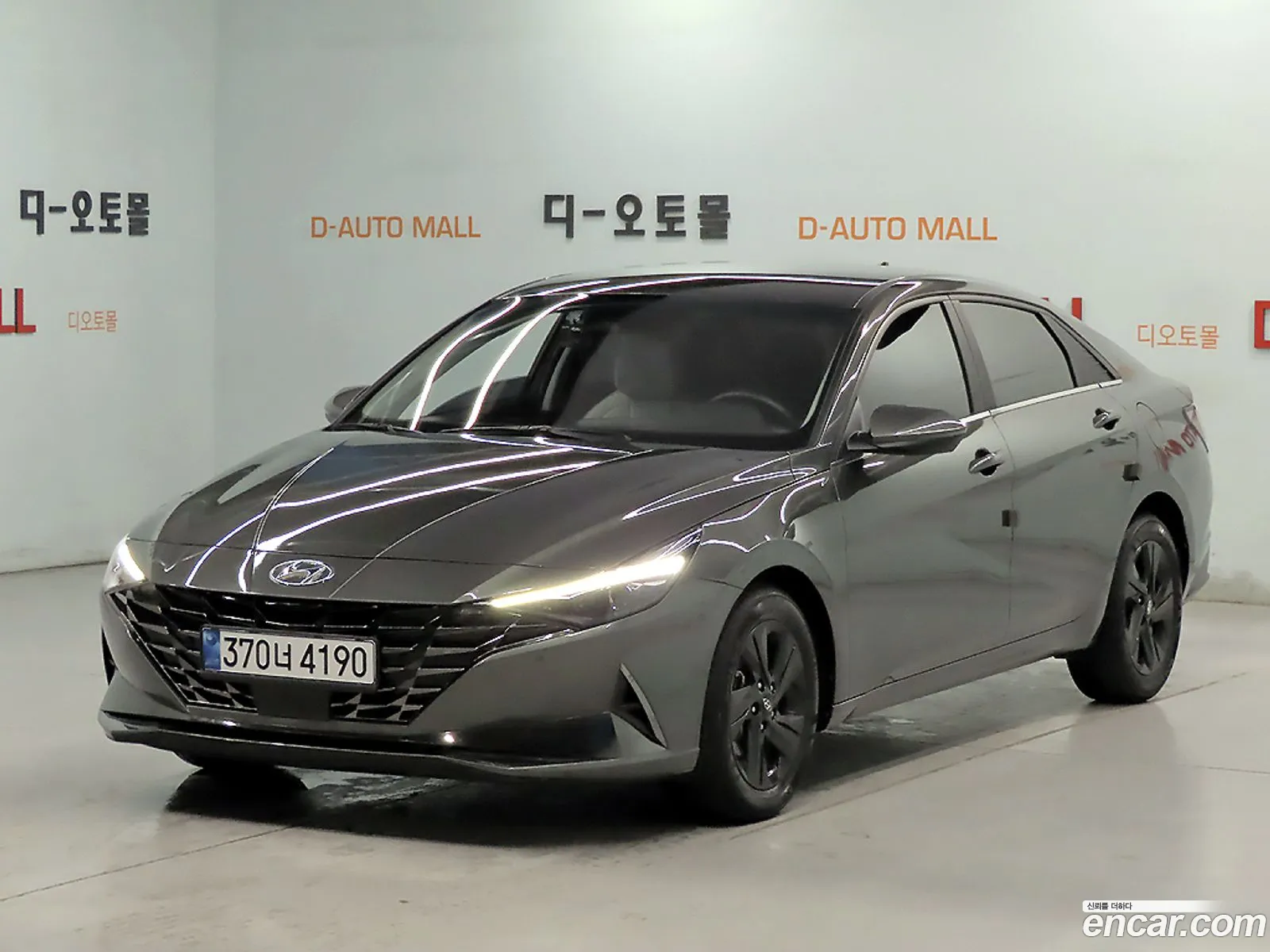 Hyundai Elantra 2021 — 20