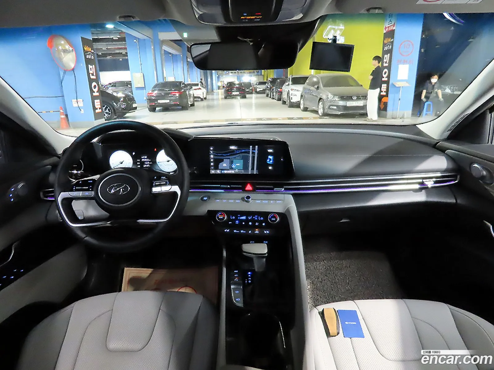 Hyundai Elantra 2021 — 2