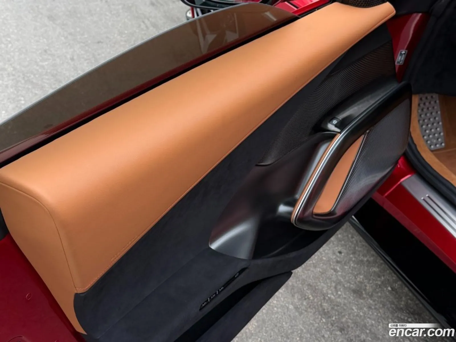 Ferrari 12Cilindri Spider 2025 — 12