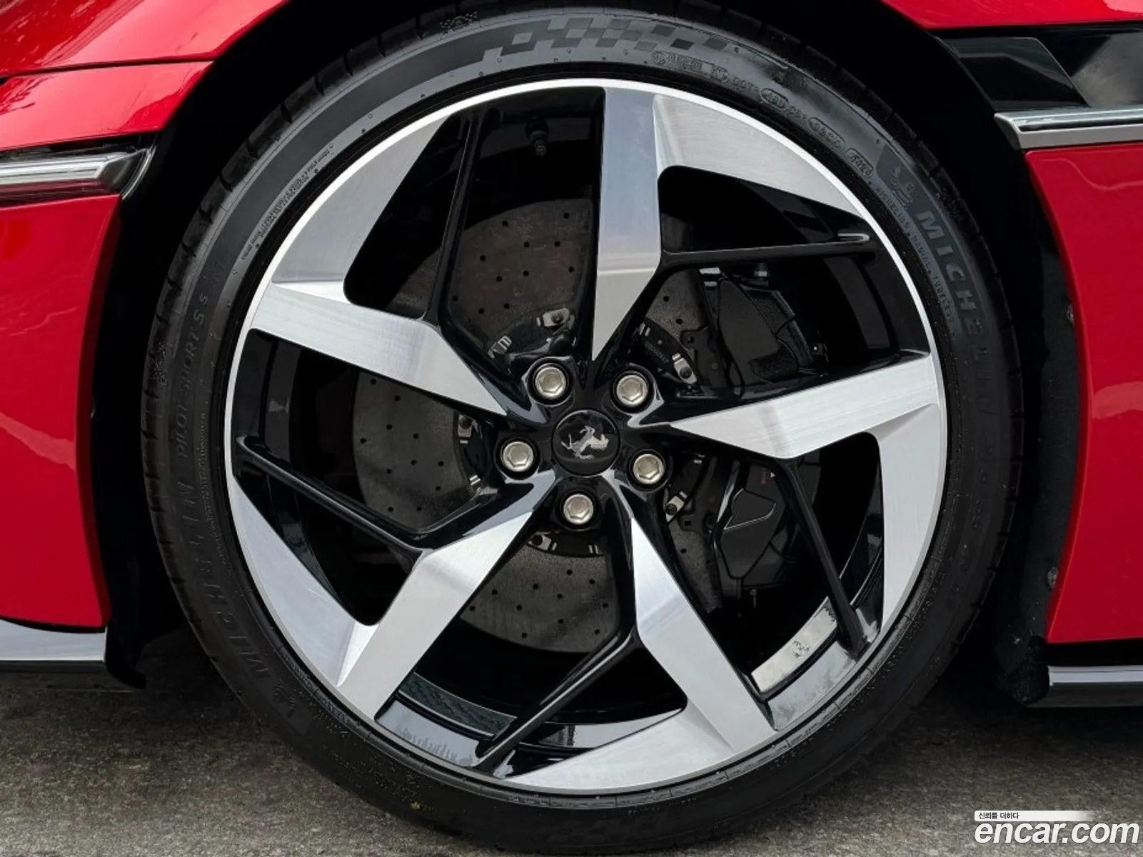 Ferrari 12Cilindri Spider 2025 — 10