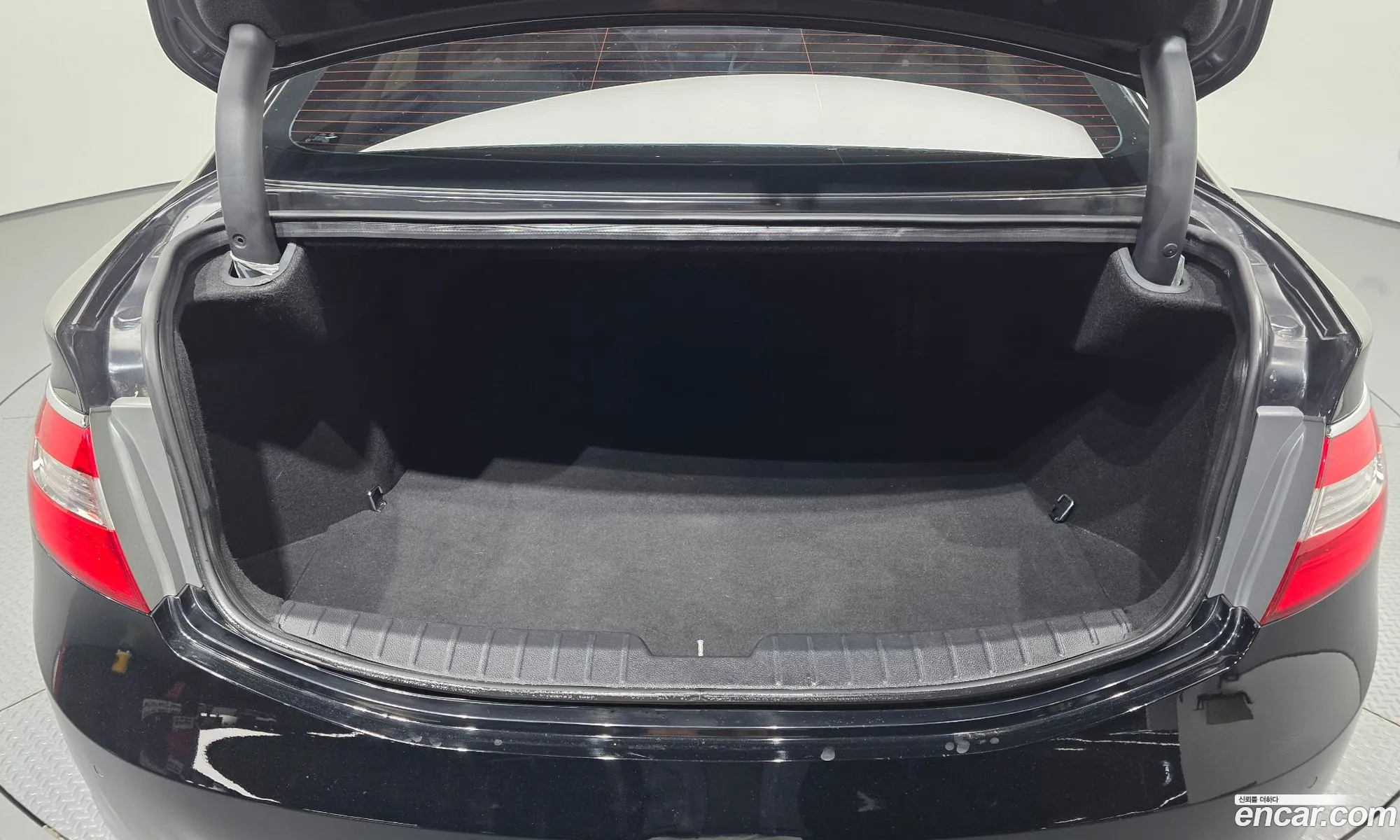 Hyundai Grandeur HG 2013 — 15
