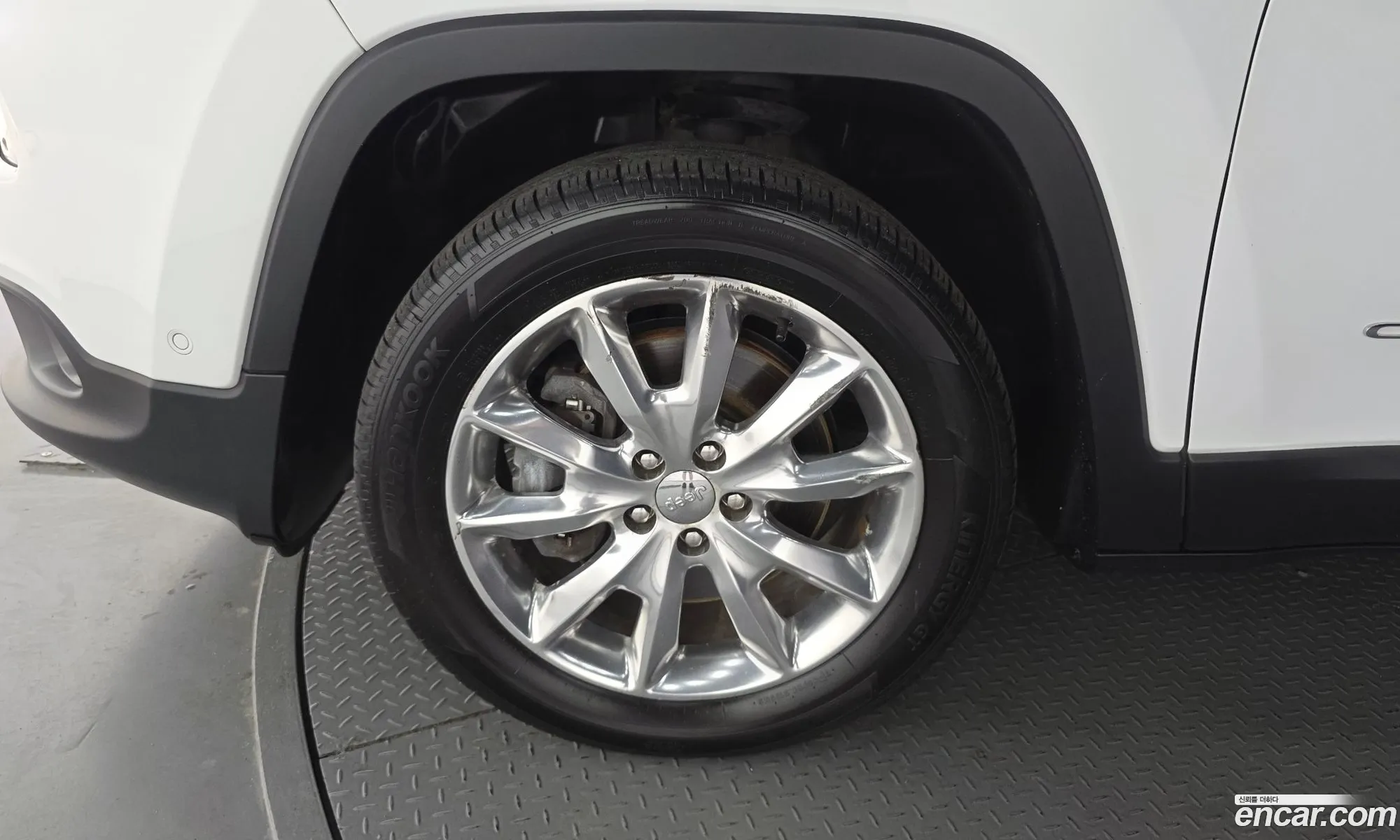 Jeep Cherokee 2016 1C4PJMCB2GW378800 — 12