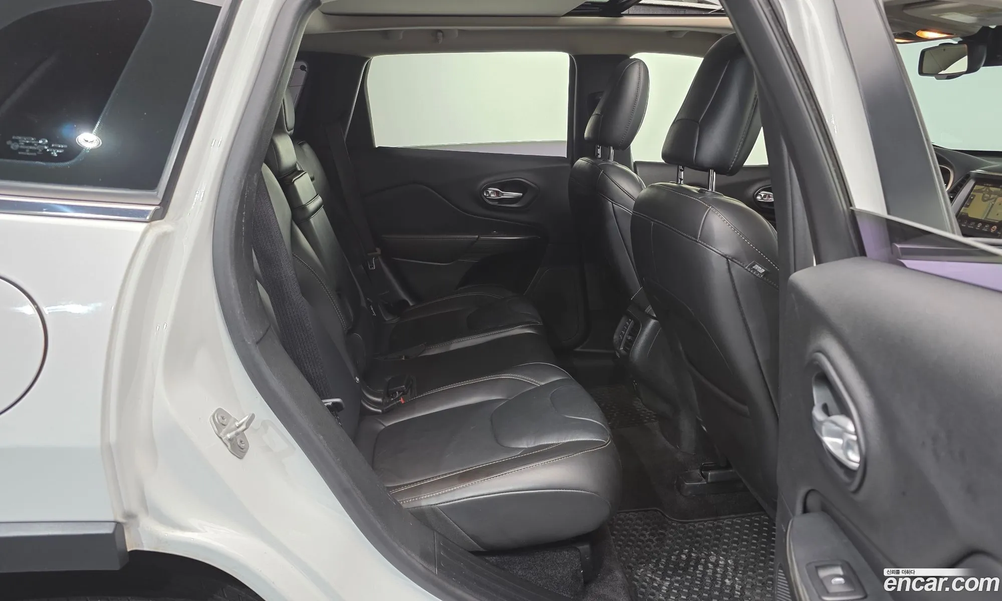 Jeep Cherokee 2016 1C4PJMCB2GW378800 — 17