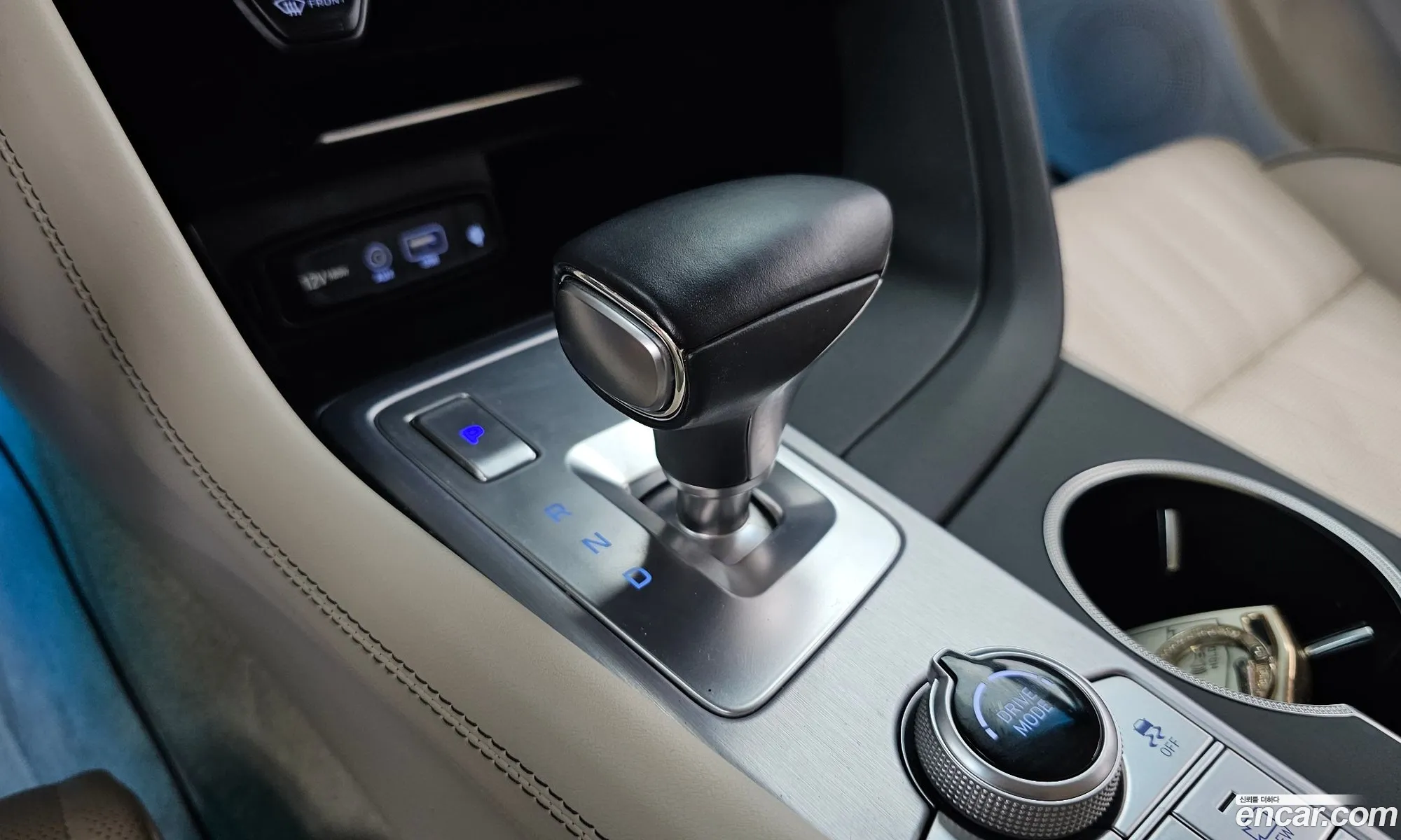 Genesis G70 2019 KMTG541EBLU059390 — 13