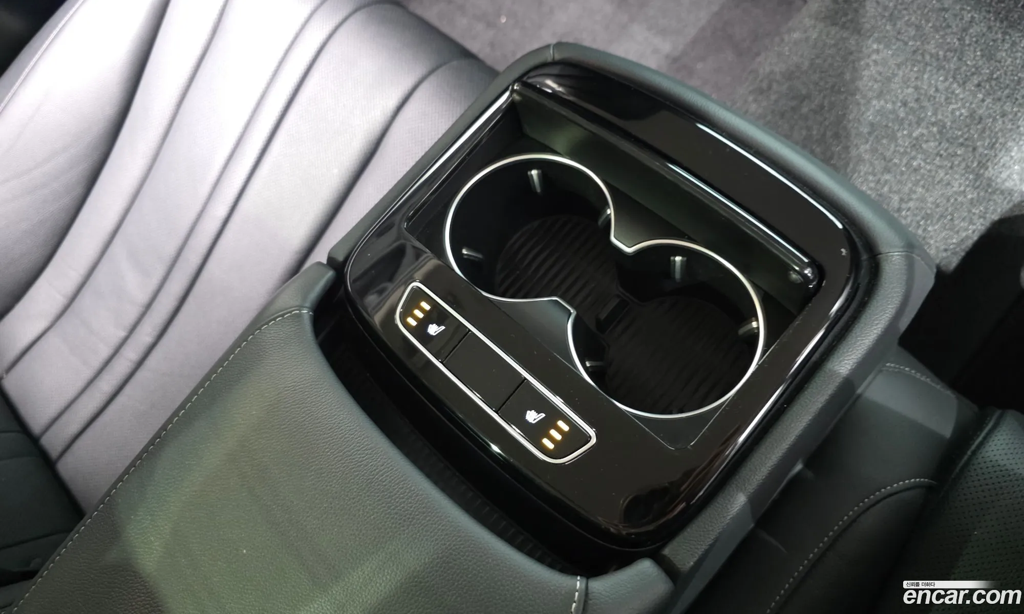 Genesis G80 2020 KMTGB41CBMU043064 — 13