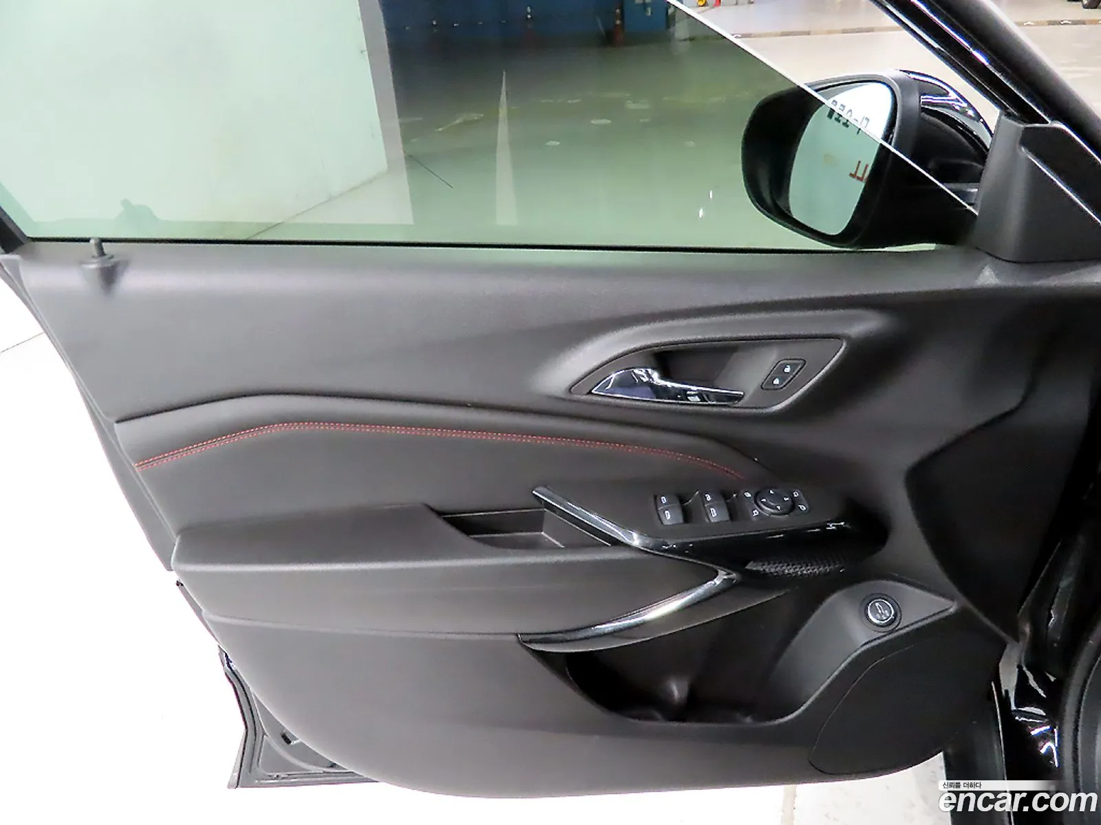 Chevrolet (GM Daewoo) Trax Crossover 2025 — 15