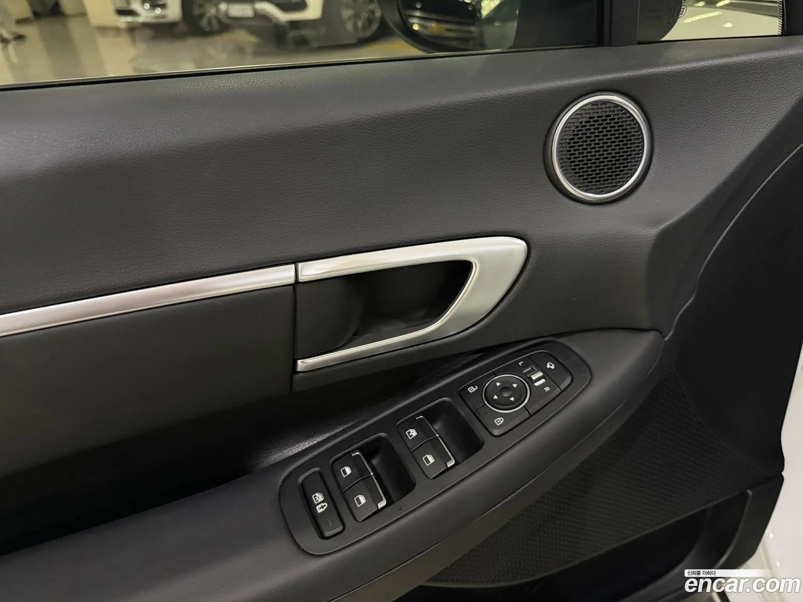Hyundai Sonata Hybrid 2022 — 12