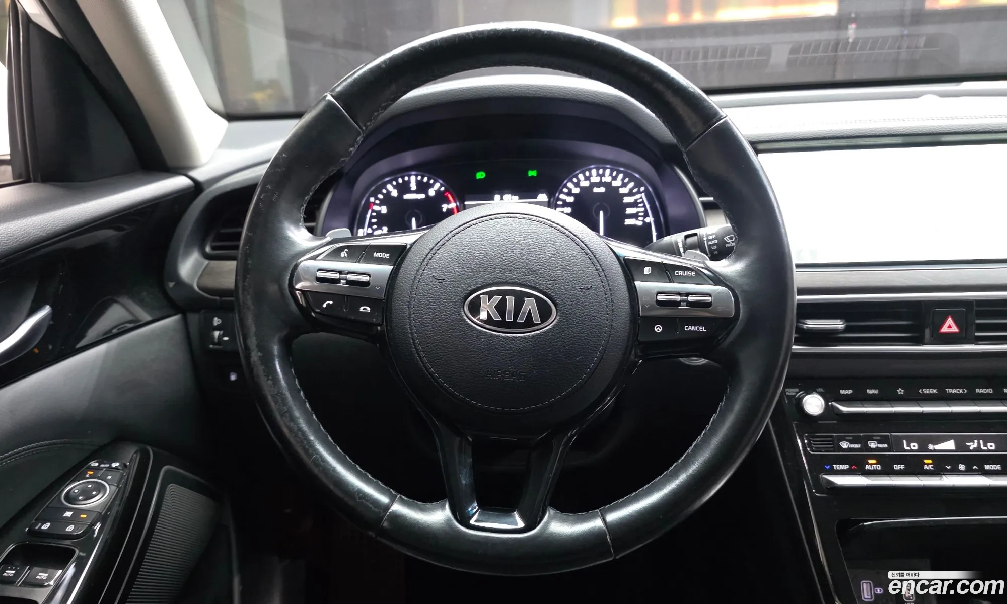 Kia K7 Premier 2019 KNALC41BBLA175556 — 13