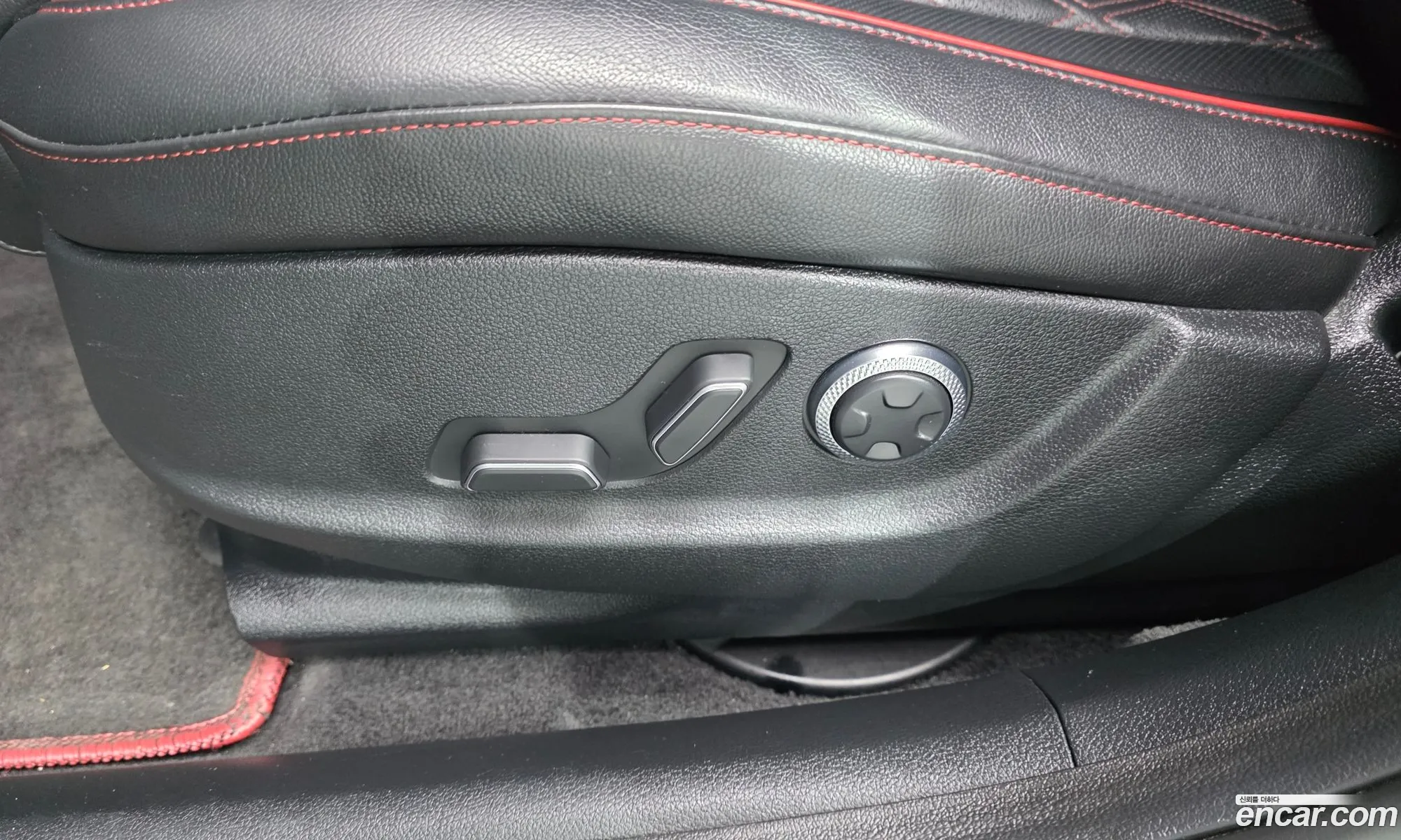 Genesis G80 2021 KMTGF41DBNU115907 — 17
