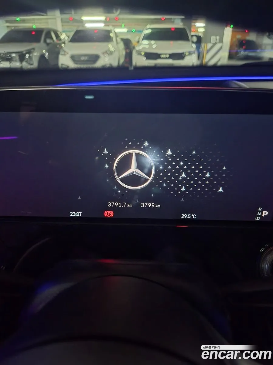 Mercedes-Benz E-Class W214 2026 — 3