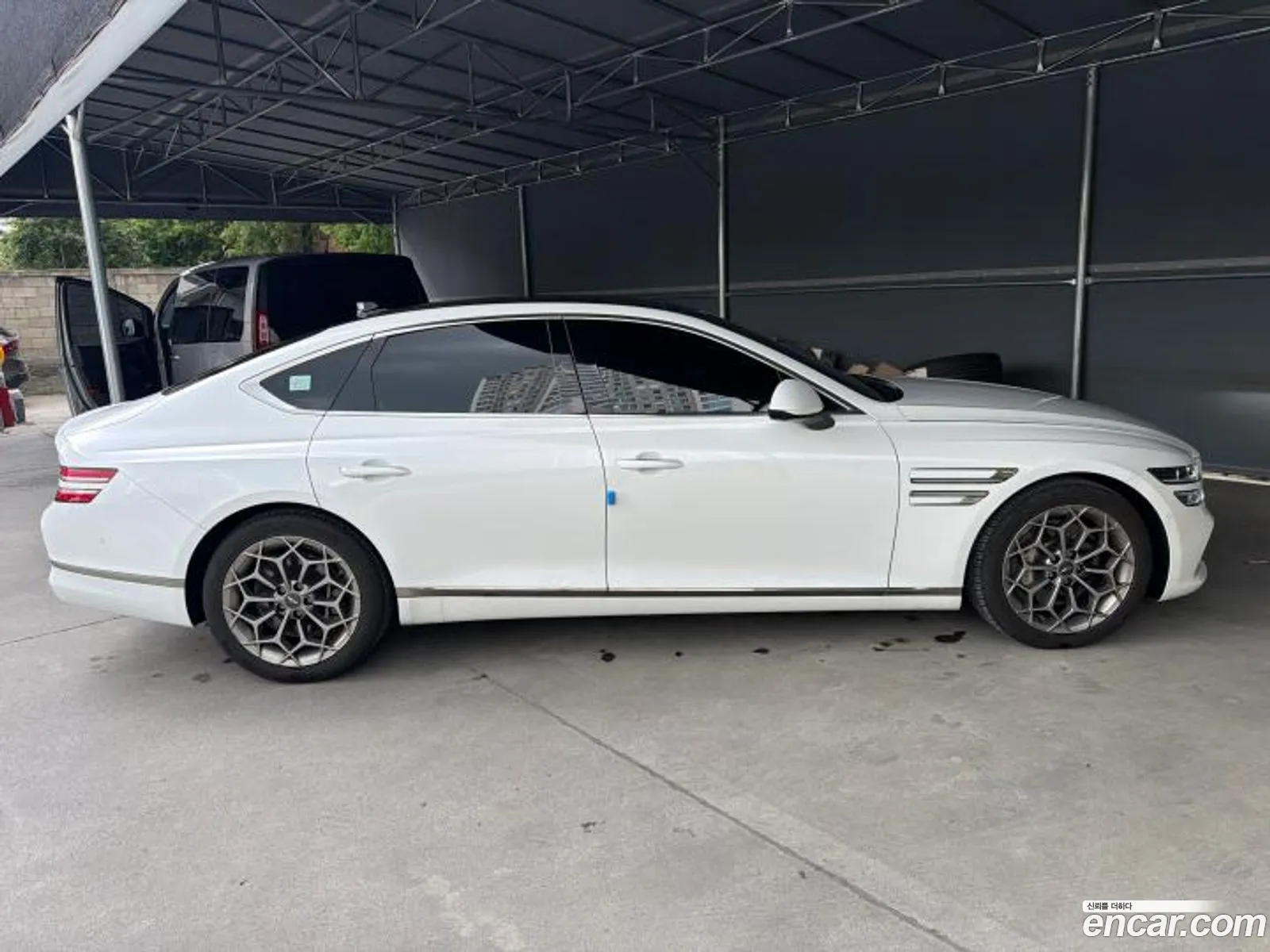 Genesis G80 2022 — 7