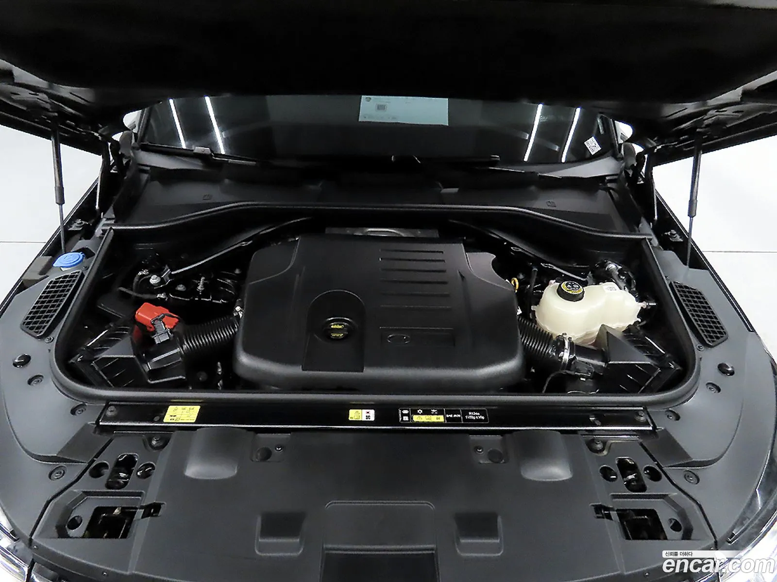 Land Rover Range Rover Sport 2025 — 10