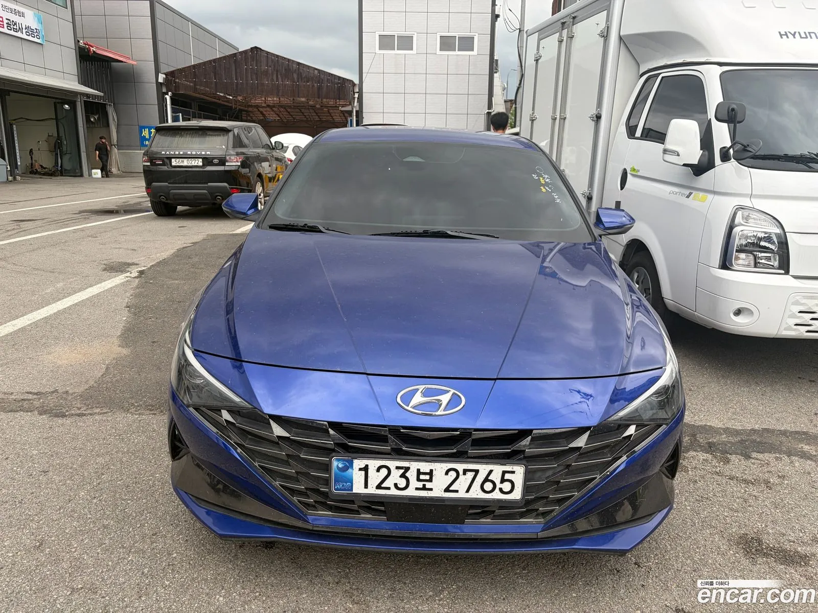 Hyundai Elantra 2021 — 17