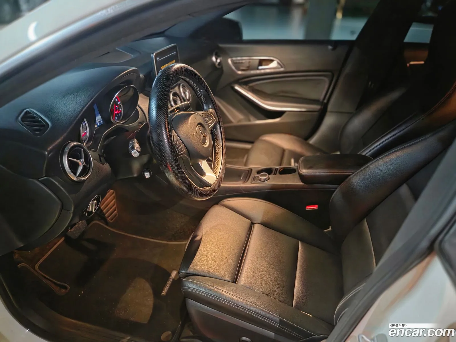 Mercedes-Benz CLA-Class C117 2016 — 5