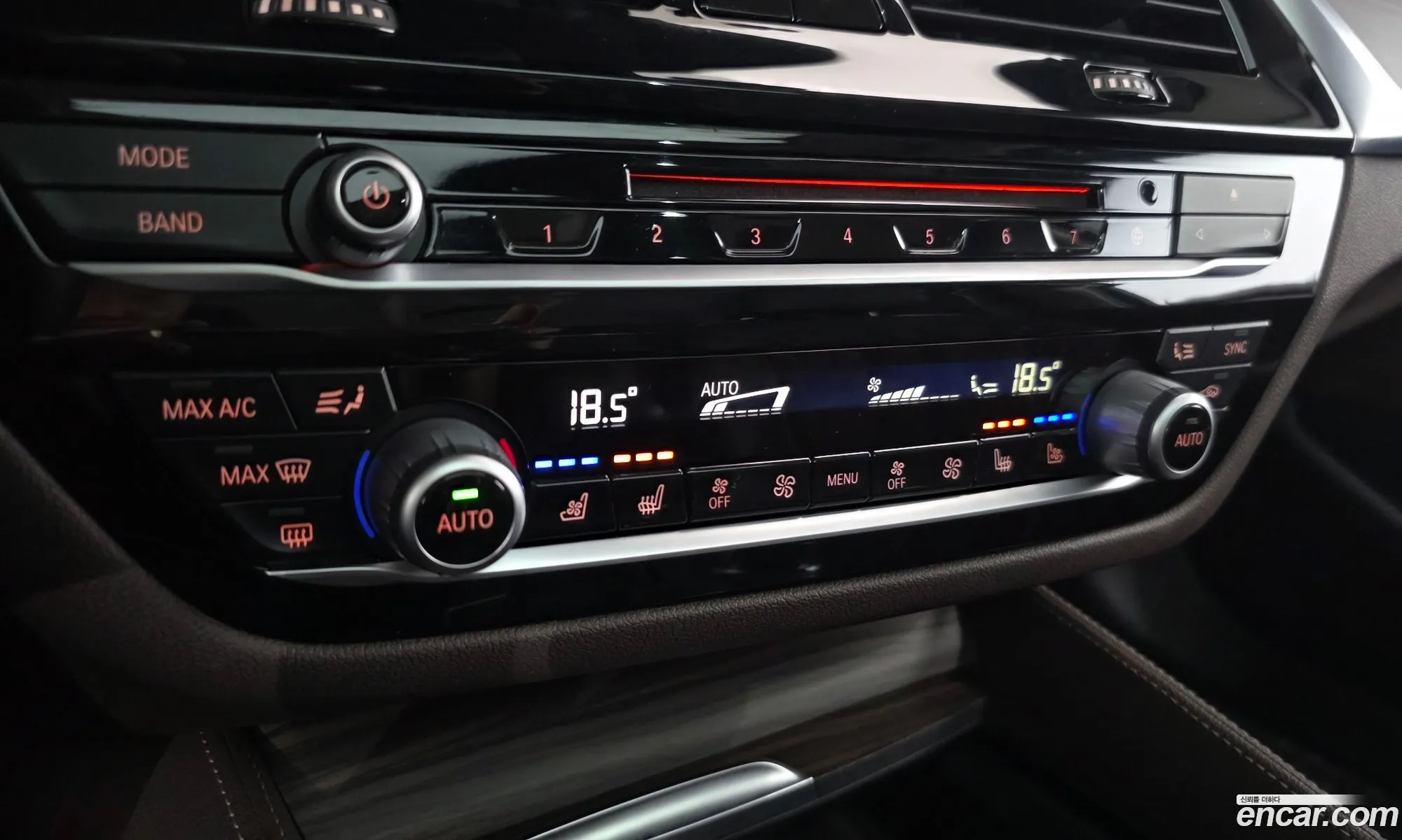 BMW 5 Series 2018 WBAJD9105JWC83232 — 2
