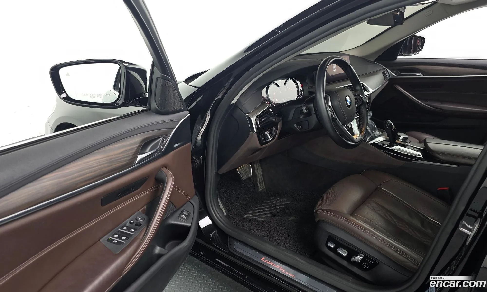 BMW 5 Series 2018 WBAJD9105JWC83232 — 10