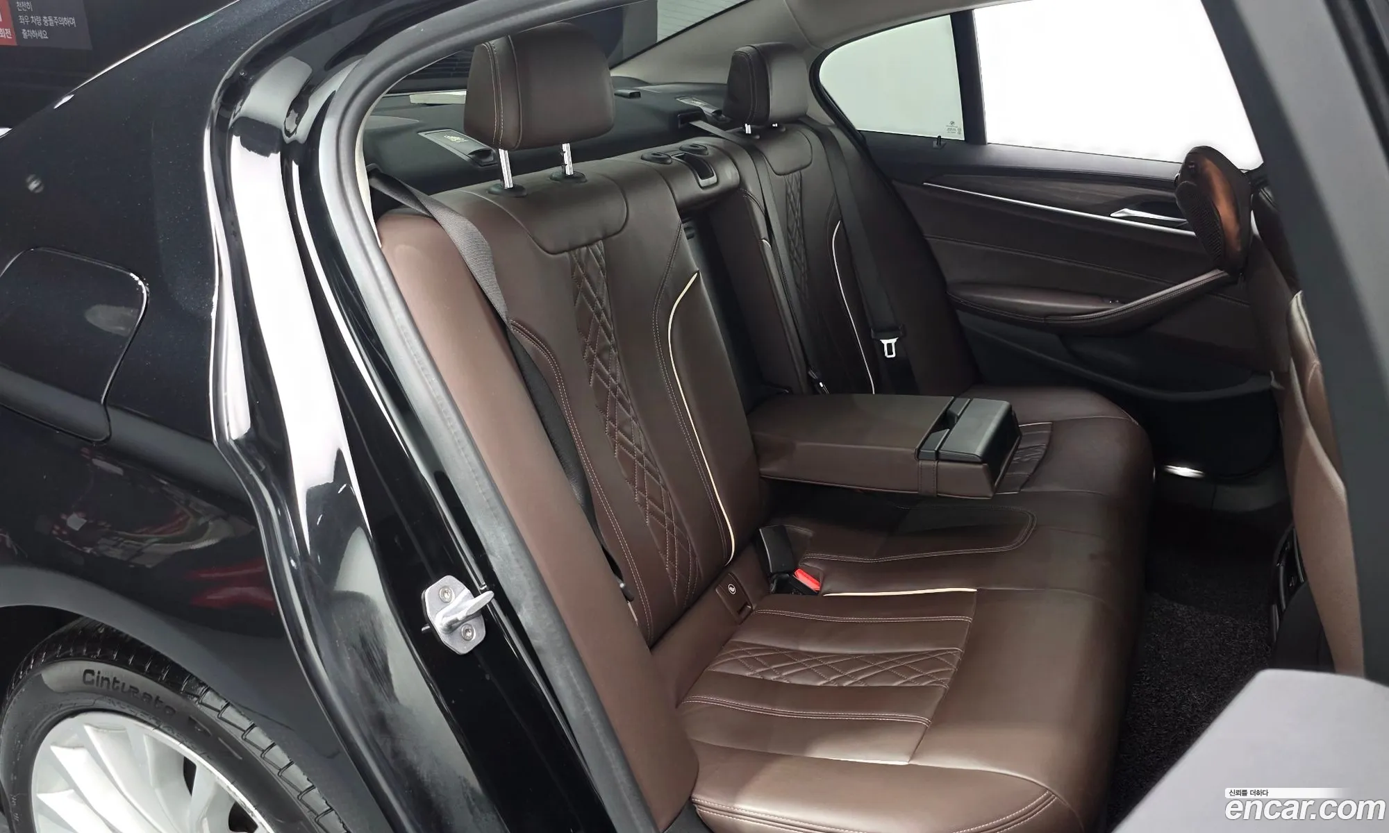 BMW 5 Series 2018 WBAJD9105JWC83232 — 13