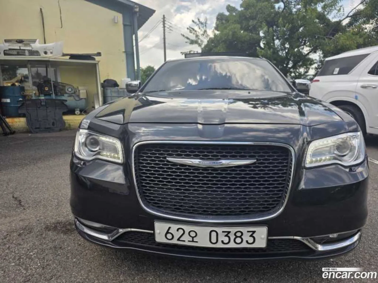 Chrysler 300C 2016 — 10