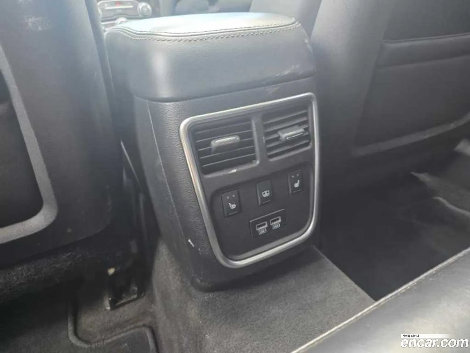 Chrysler 300C 2016 — 5