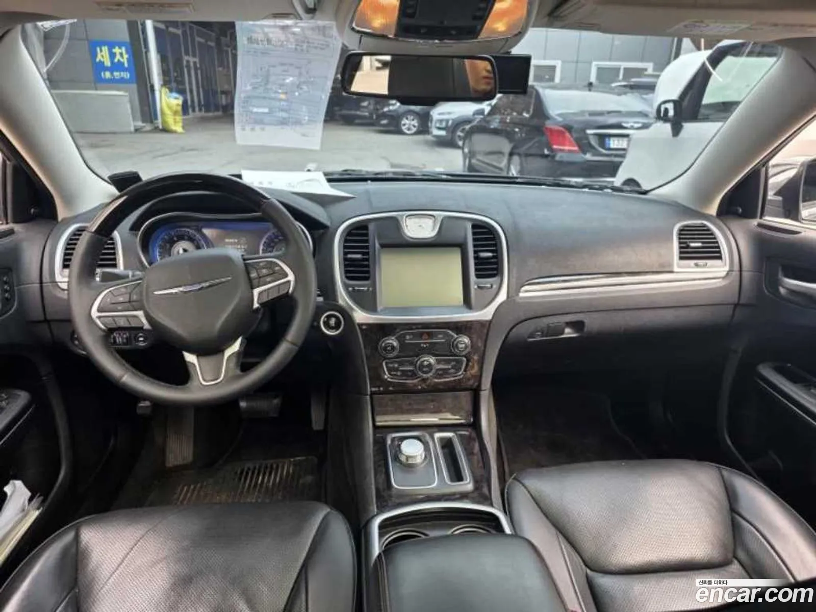 Chrysler 300C 2016 — 16