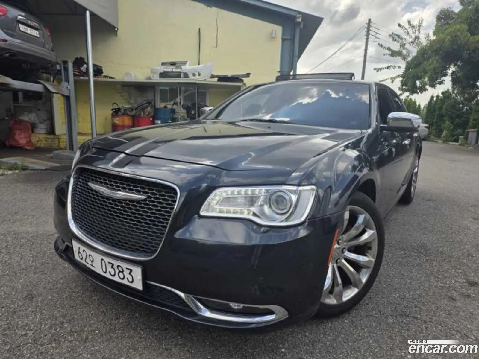 Chrysler 300C 2016 — 17