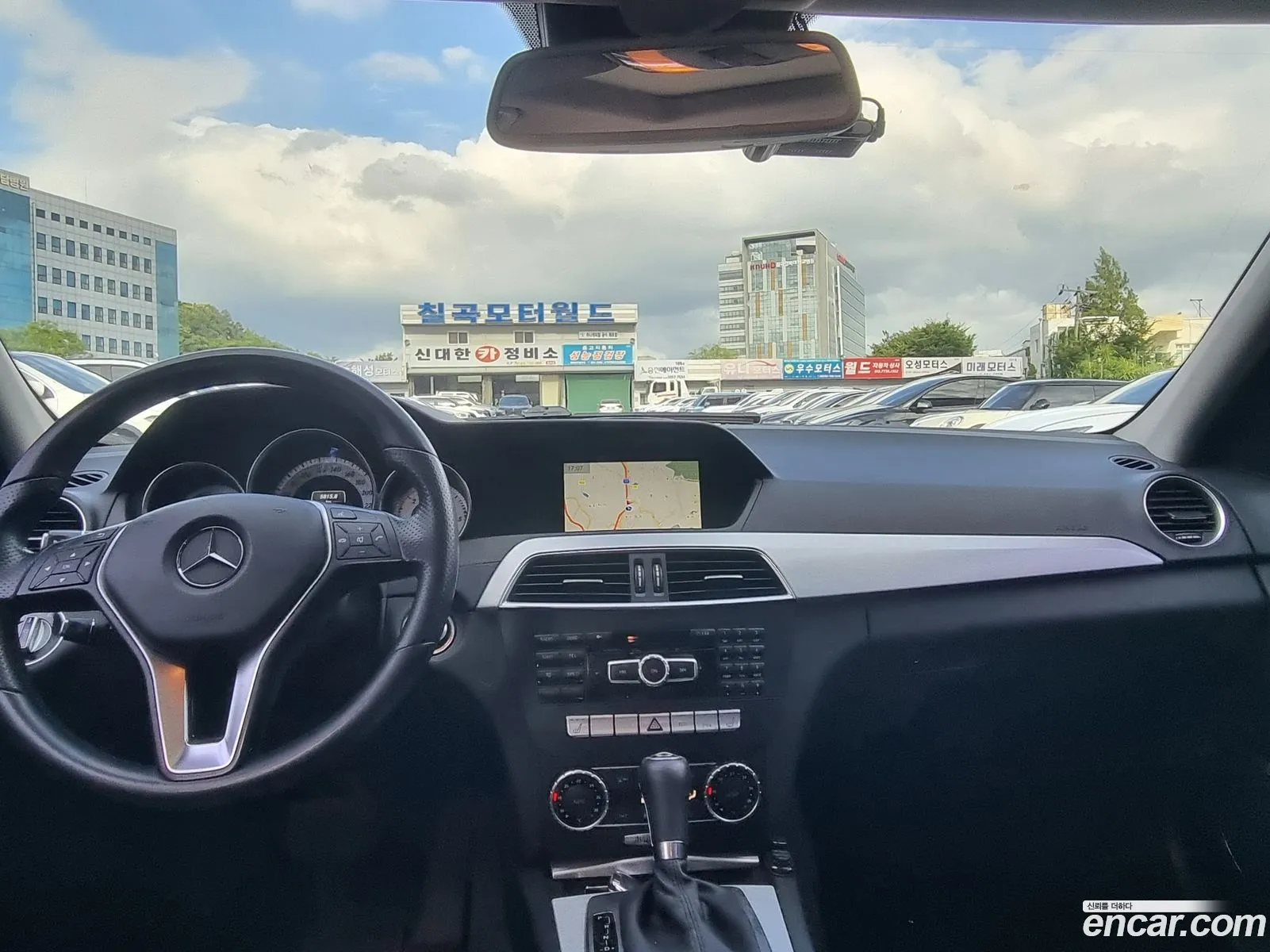 Mercedes-Benz C-Class W204 2013 — 12