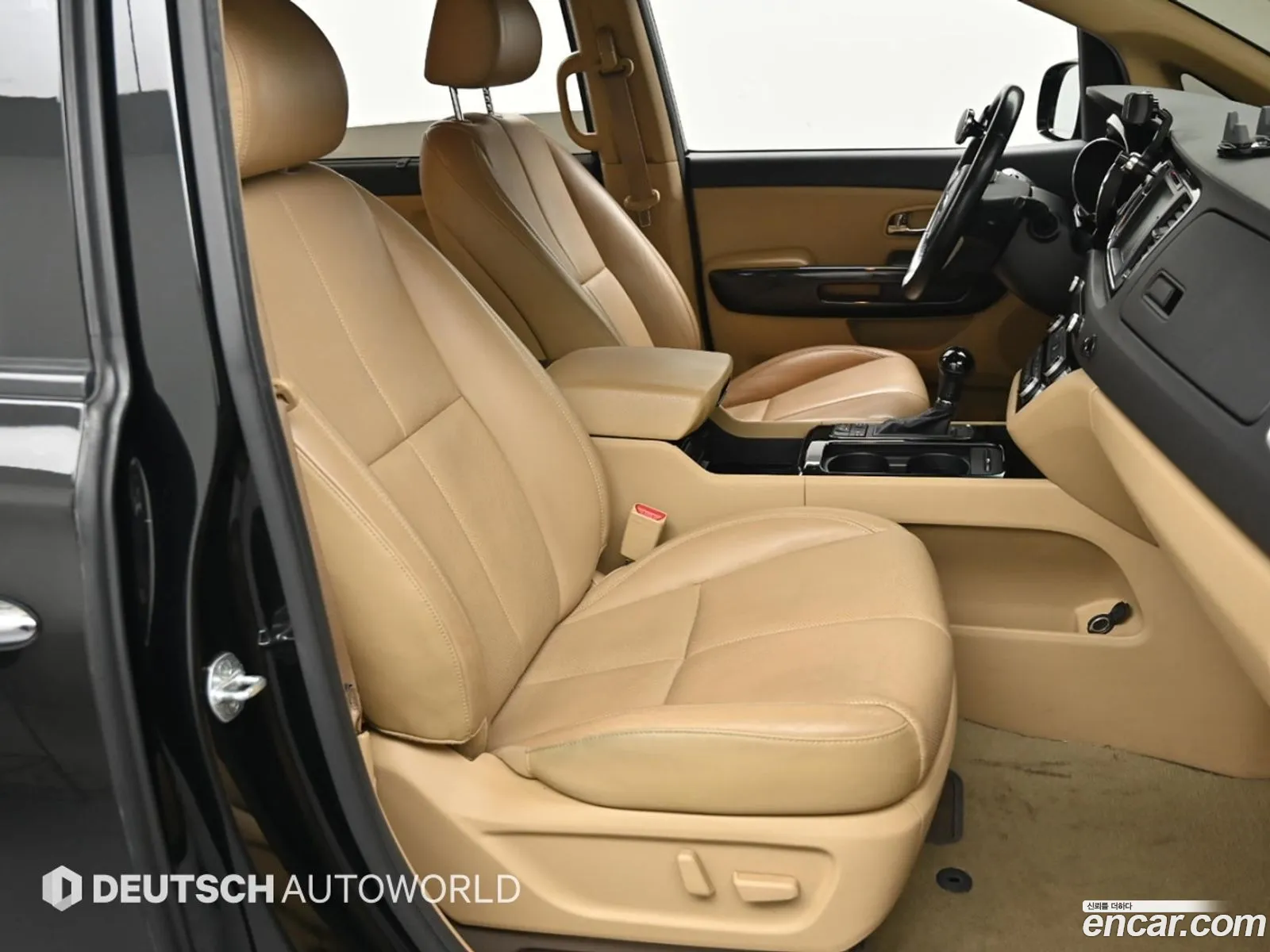 Kia Carnival 2016 — 20