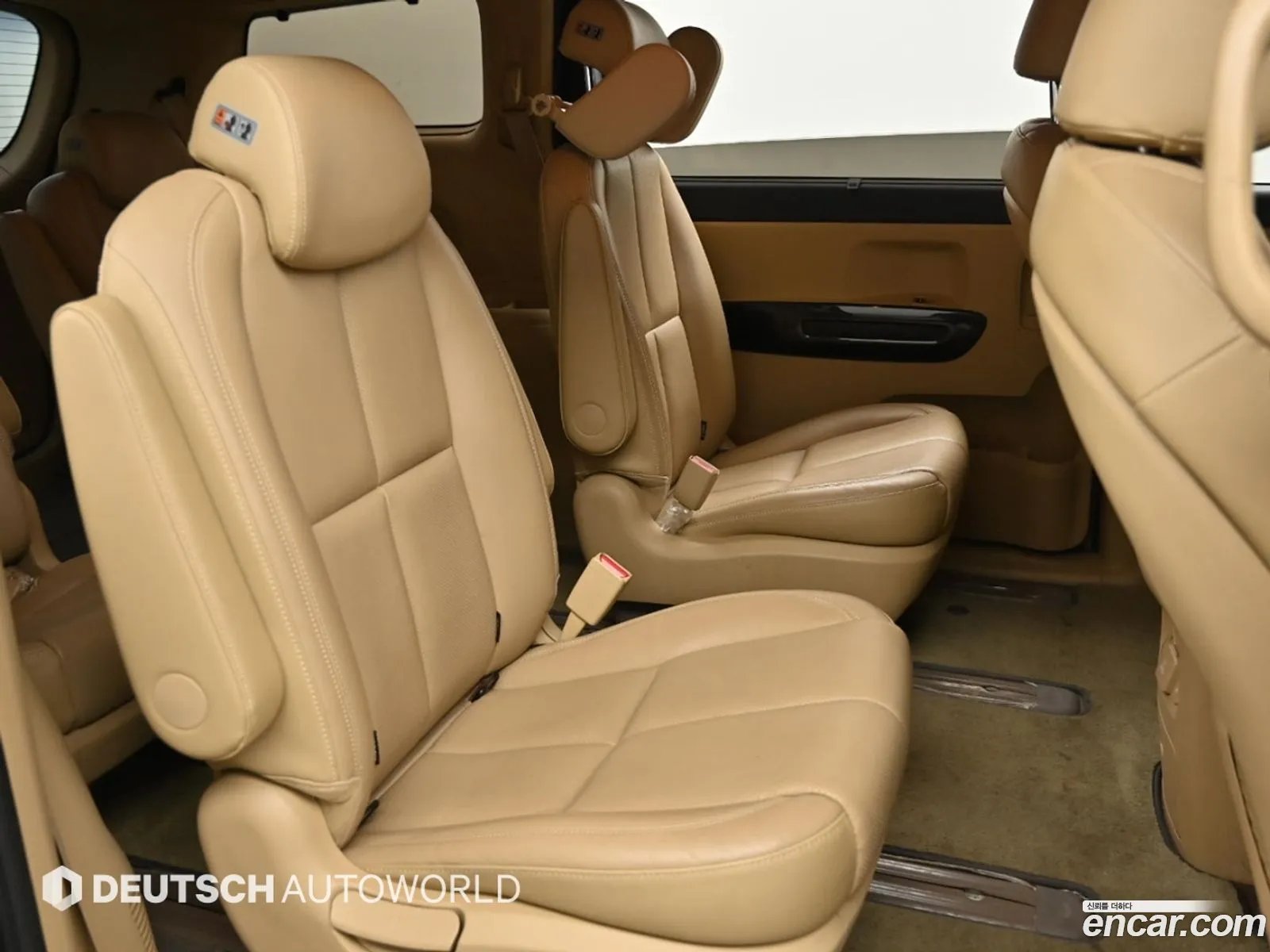 Kia Carnival 2016 — 9