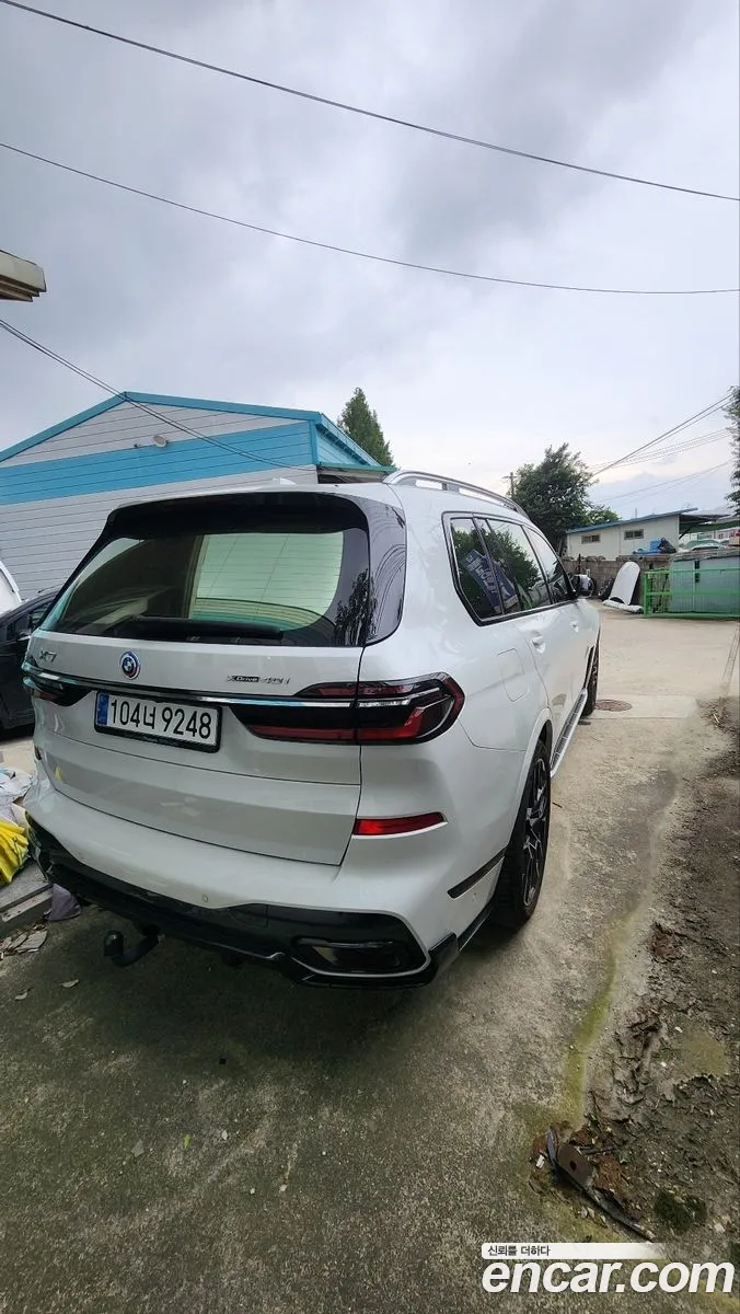 BMW X7 2023 — 3