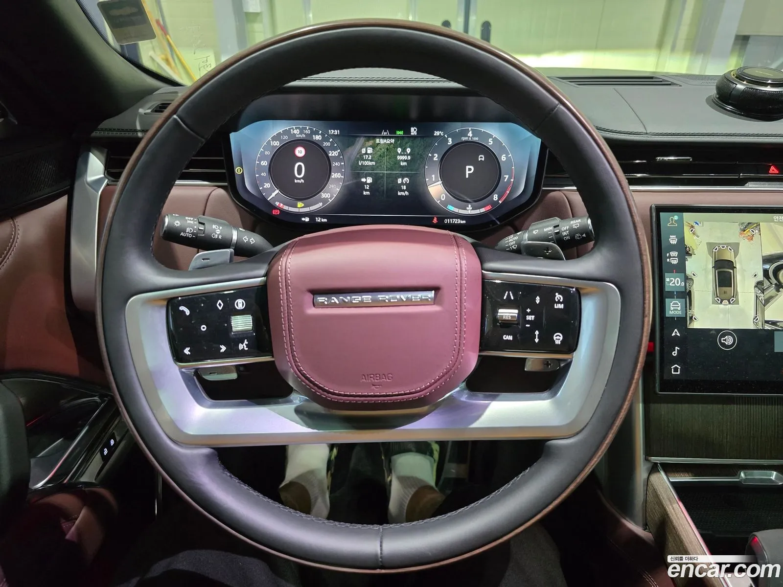Land Rover Range Rover 2024 — 14