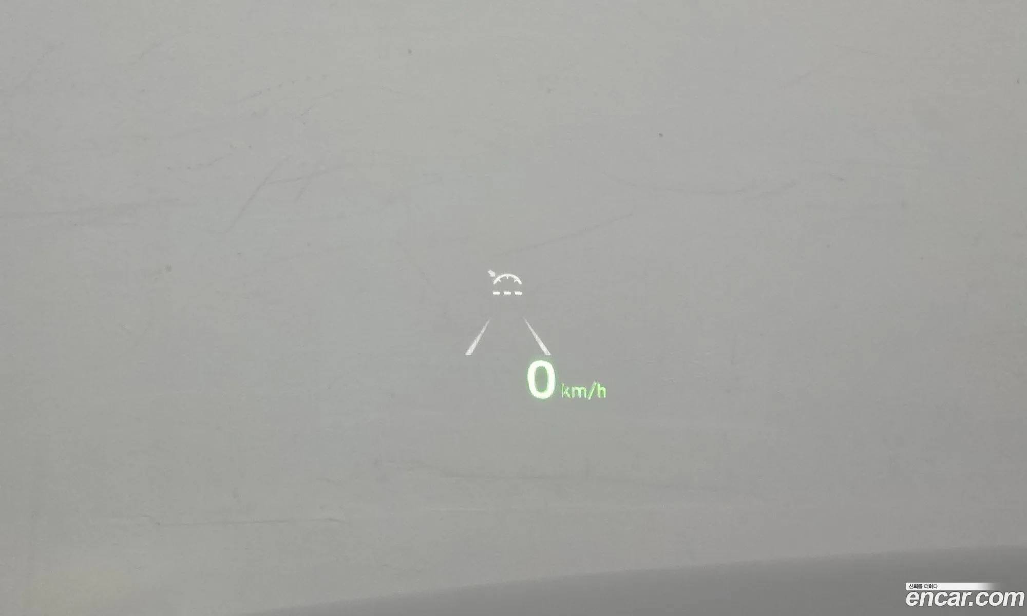 Genesis G90 2019 KMHG341DDKU066853 — 4