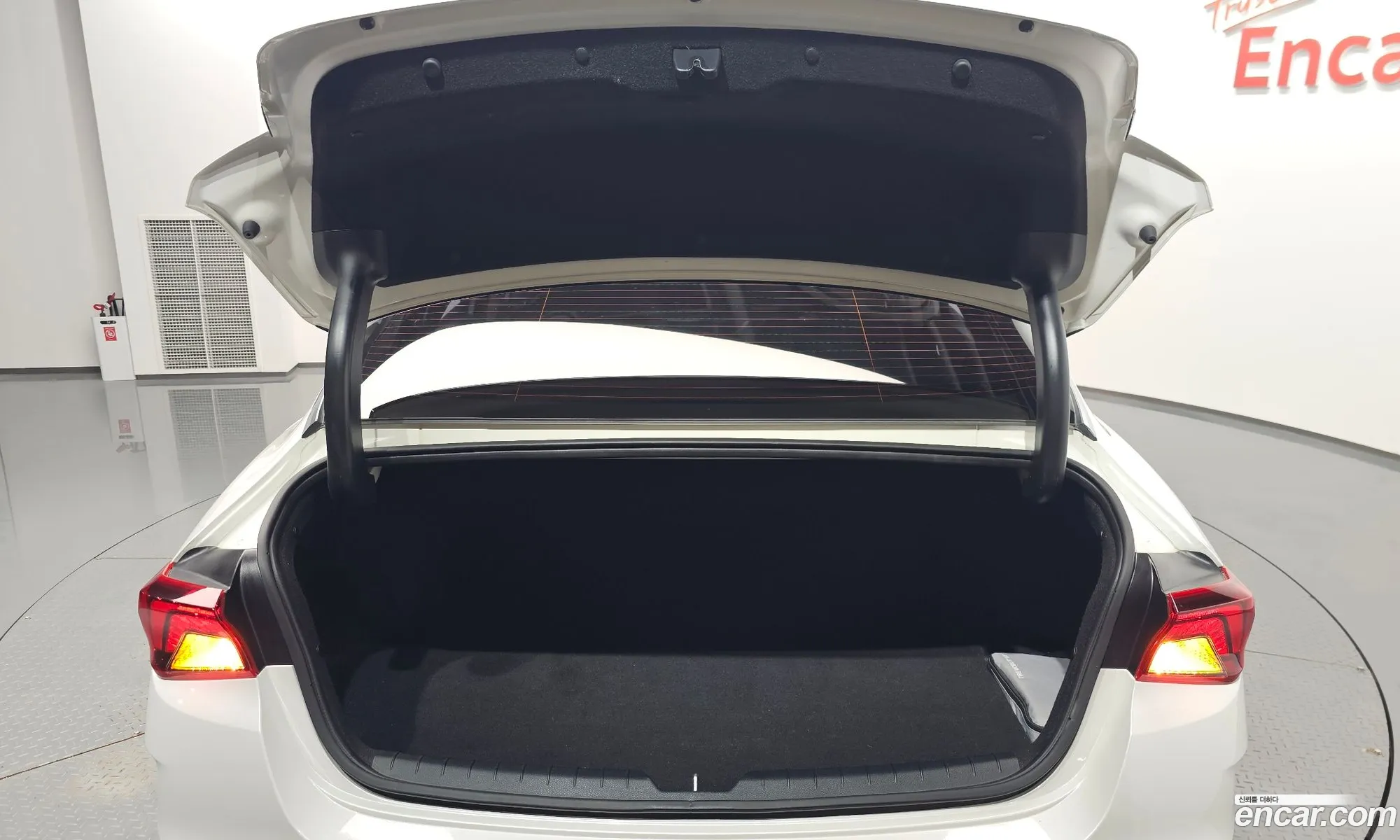 Kia K5 2022 KNAG541BBNA185063 — 13