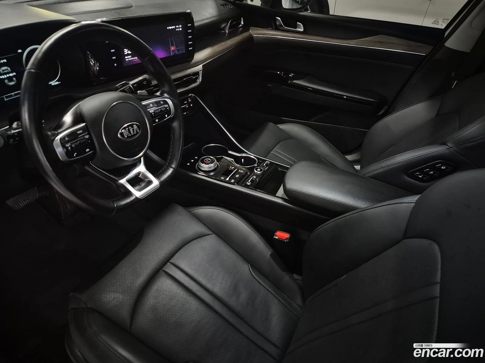 Kia K5 2019 — 19