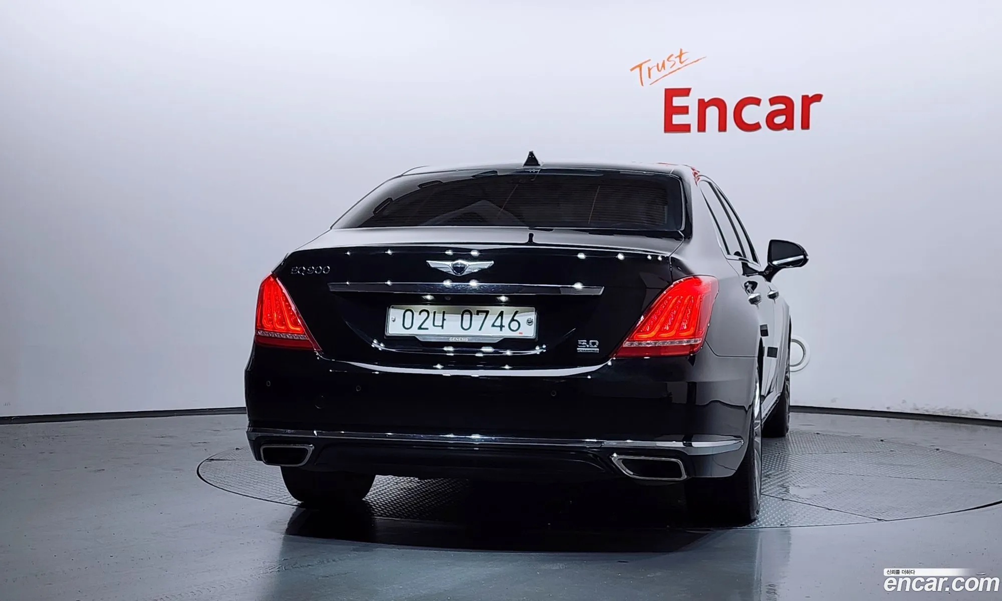 Genesis EQ900 2016 KMHG541HDGU013728 — 8