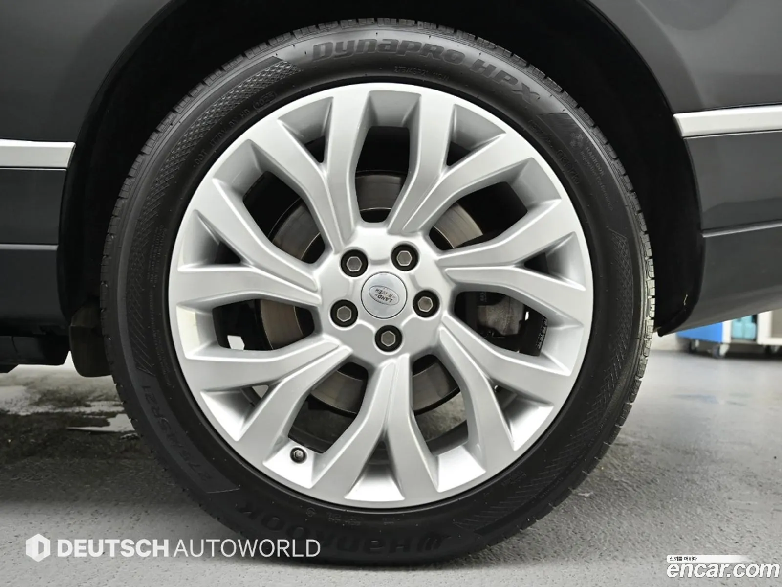 Land Rover Range Rover 2021 — 10