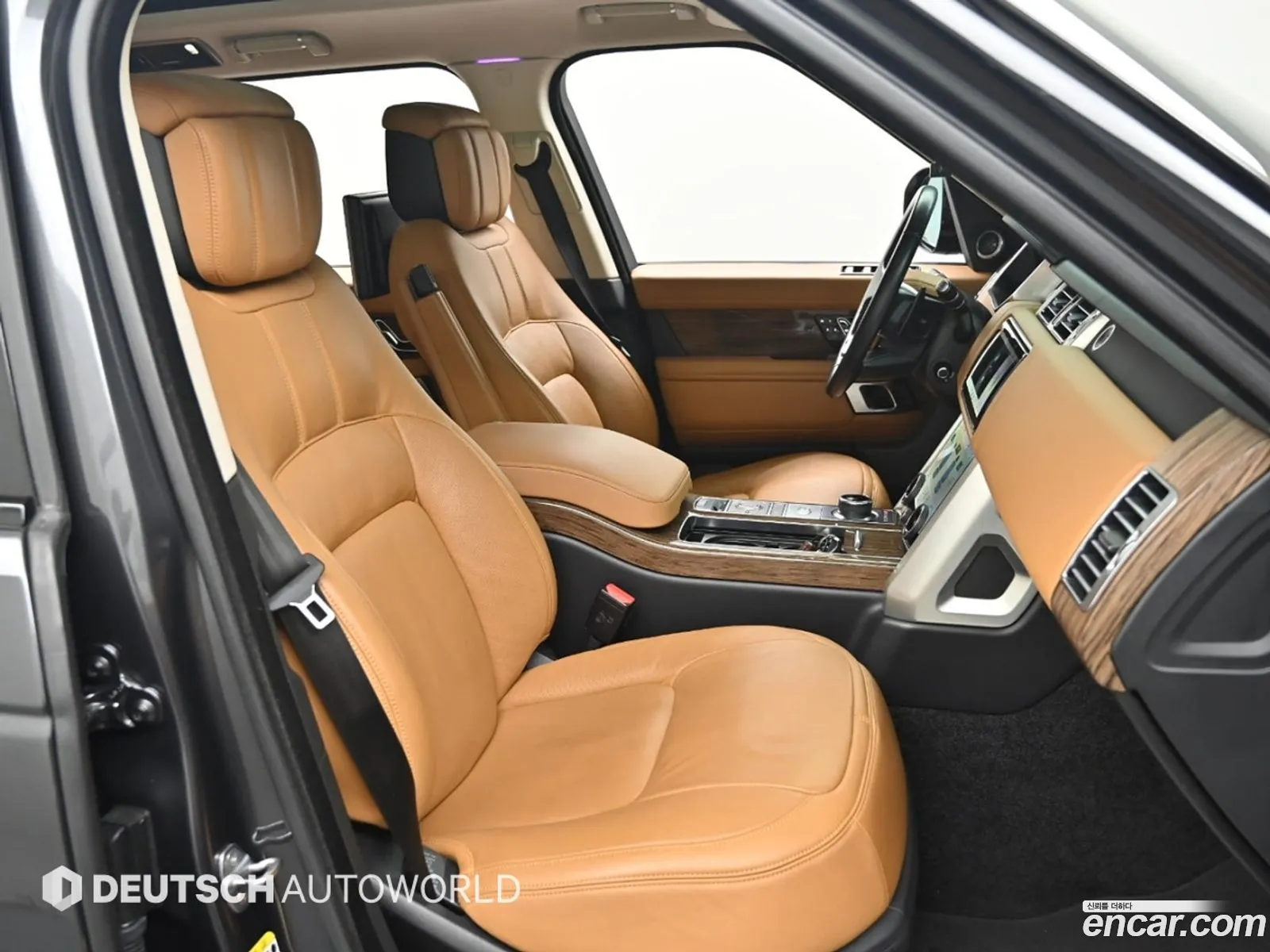 Land Rover Range Rover 2021 — 16