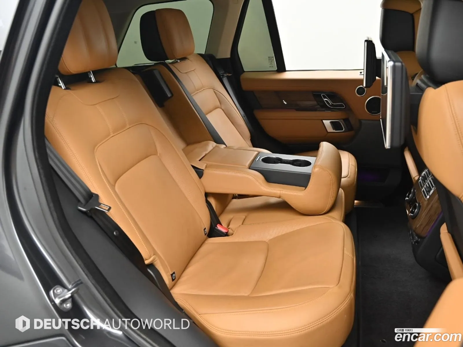 Land Rover Range Rover 2021 — 13