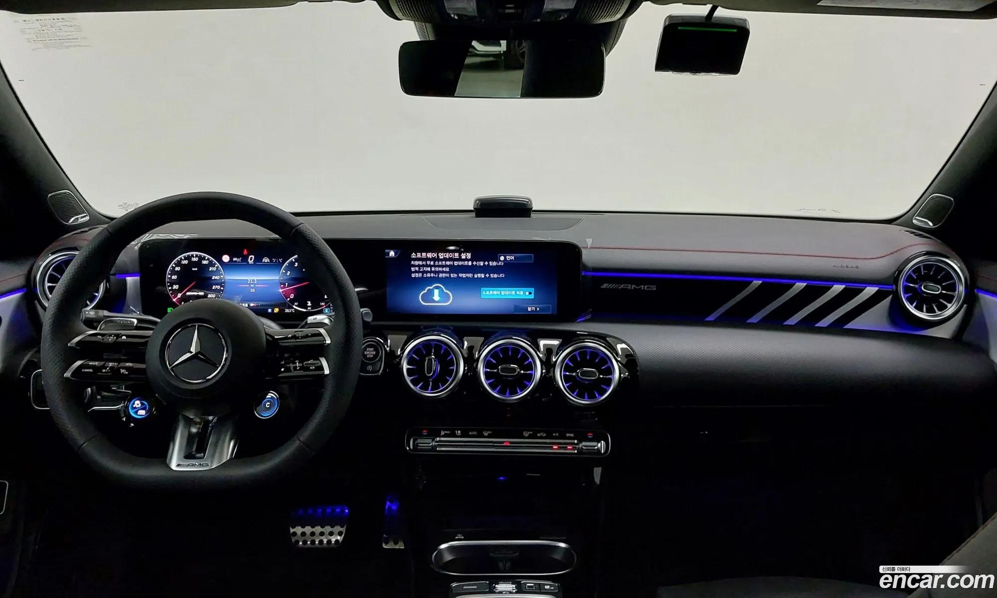 Mercedes-Benz CLA-Class C118 2025 — 6