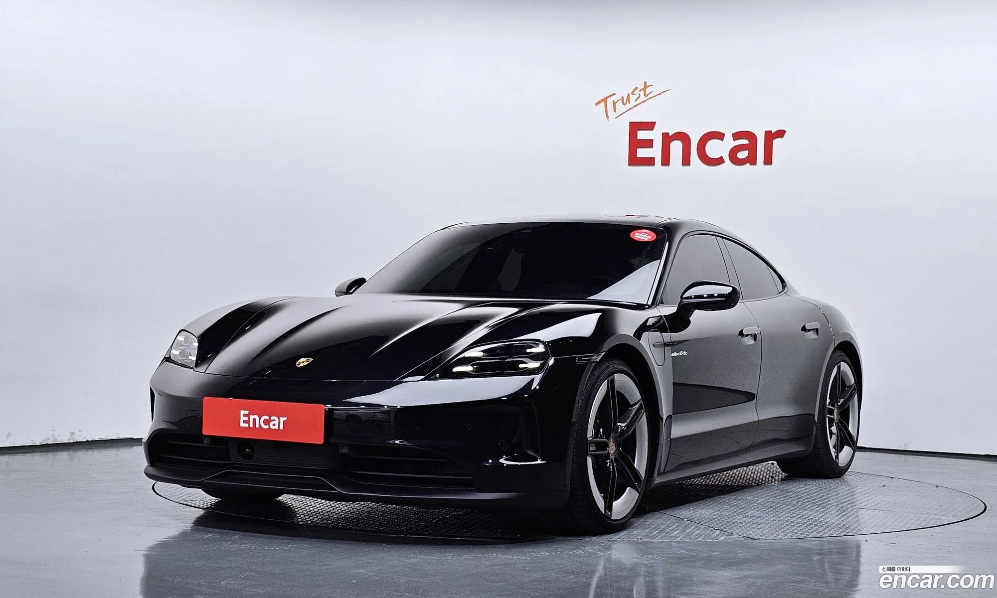 Porsche Taycan 2024 — 16