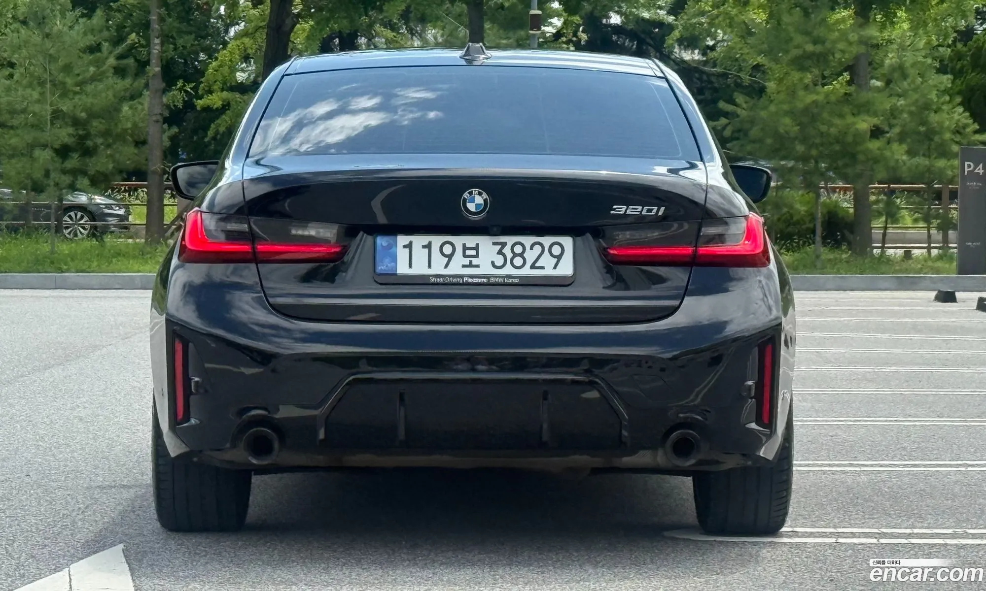 BMW 3 Series 2024 — 11