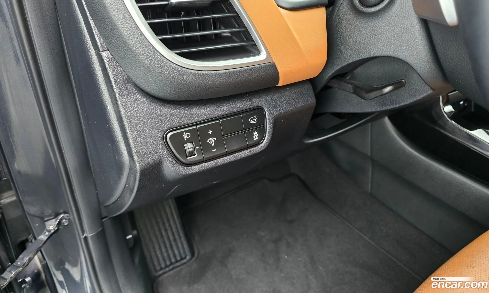 Kia Seltos 2024 KNAET817BRK653798 — 3