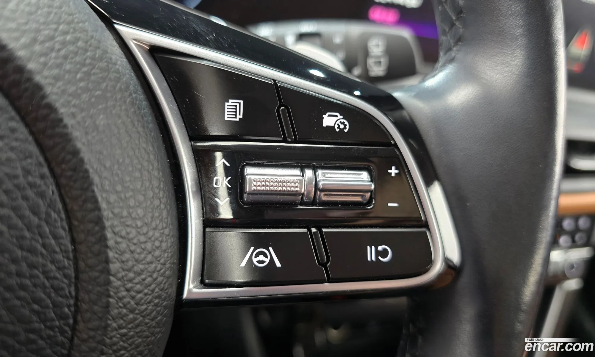 Kia Seltos 2024 KNAET817BRK653798 — 32
