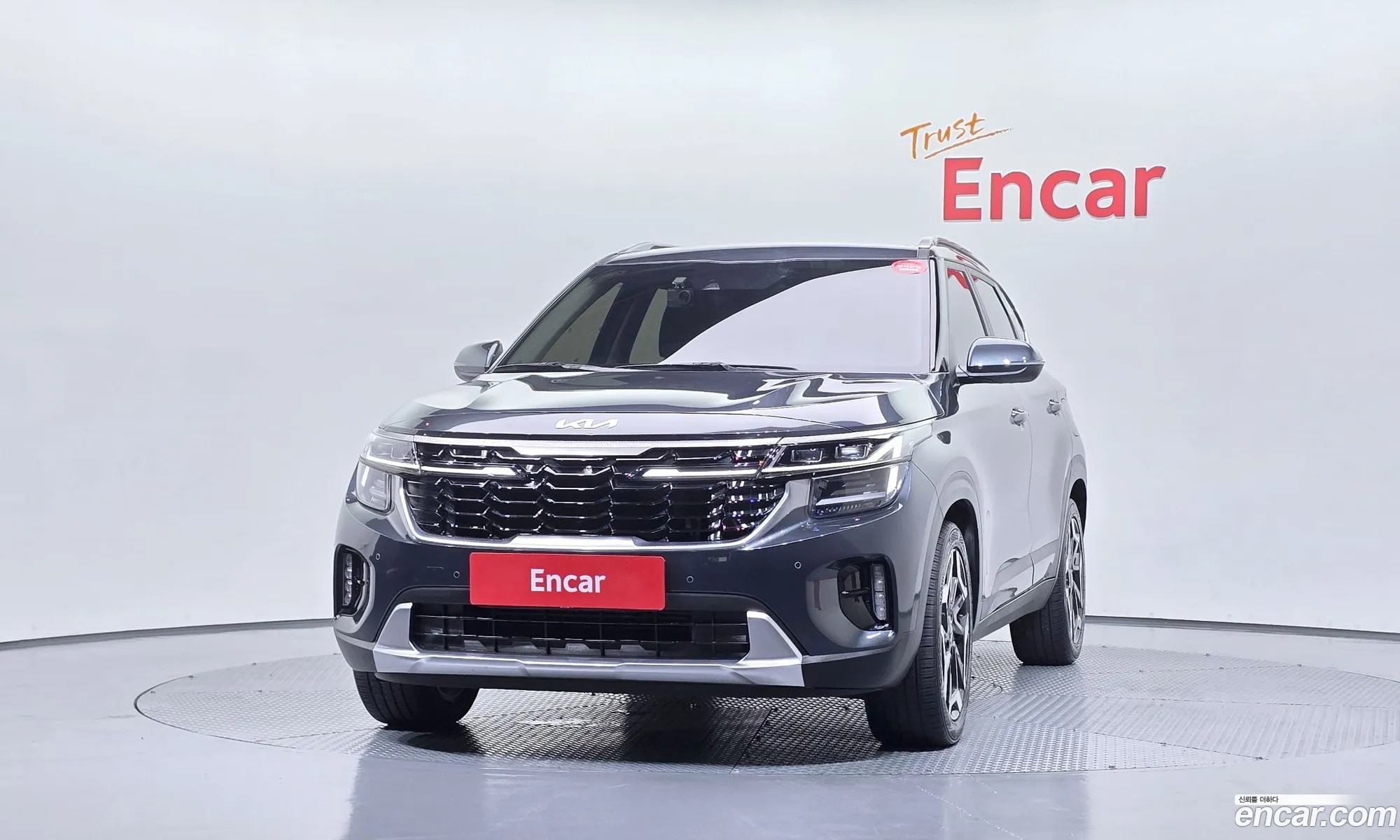 Kia Seltos 2024 KNAET817BRK653798 — 4