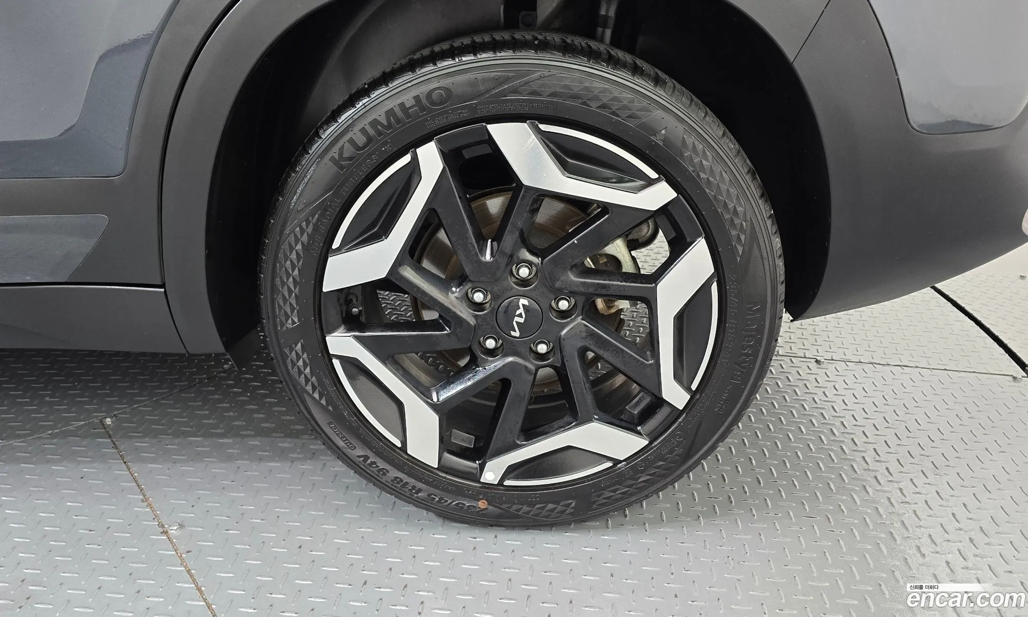 Kia Seltos 2024 KNAET817BRK653798 — 2