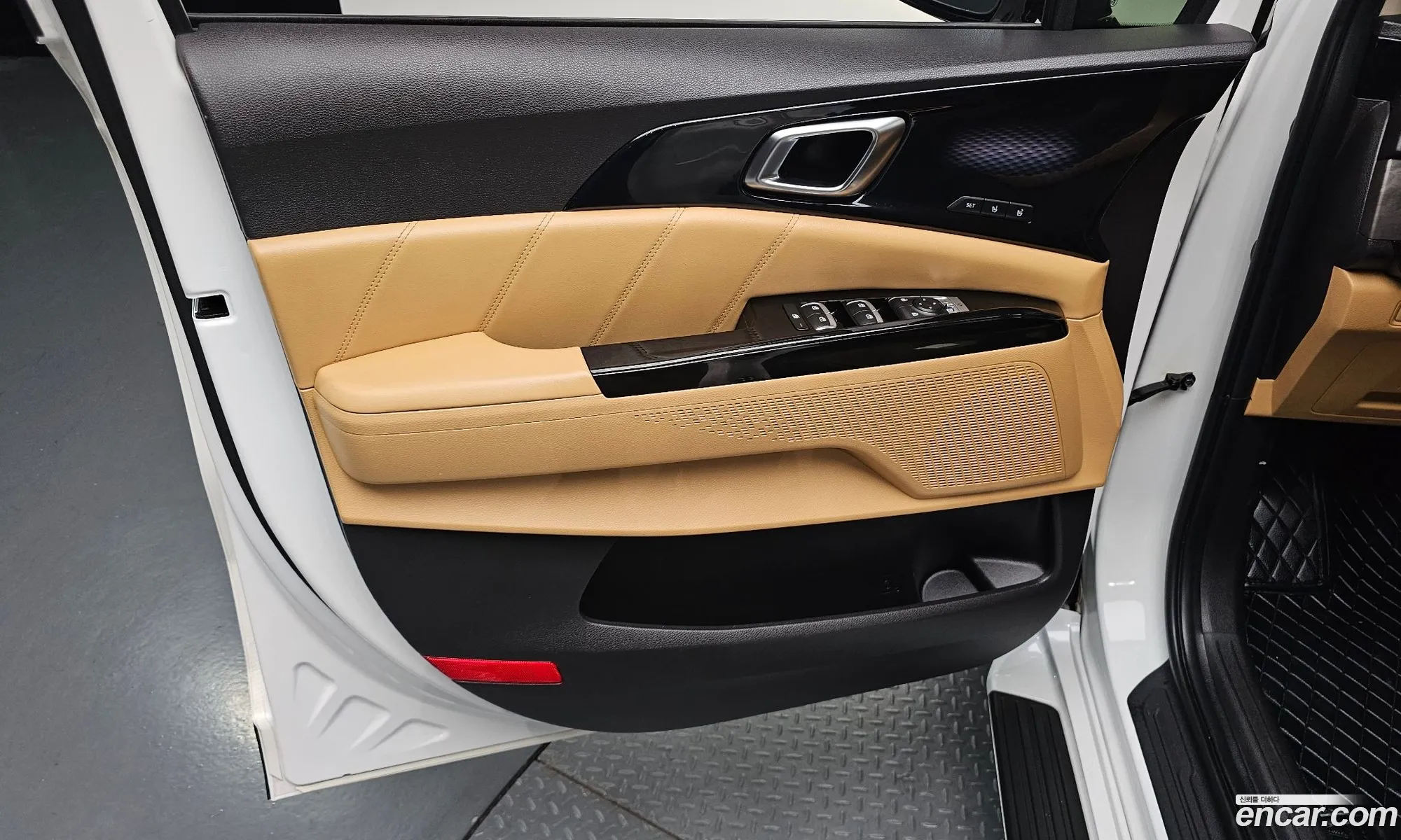 Kia Carnival 2021 — 3