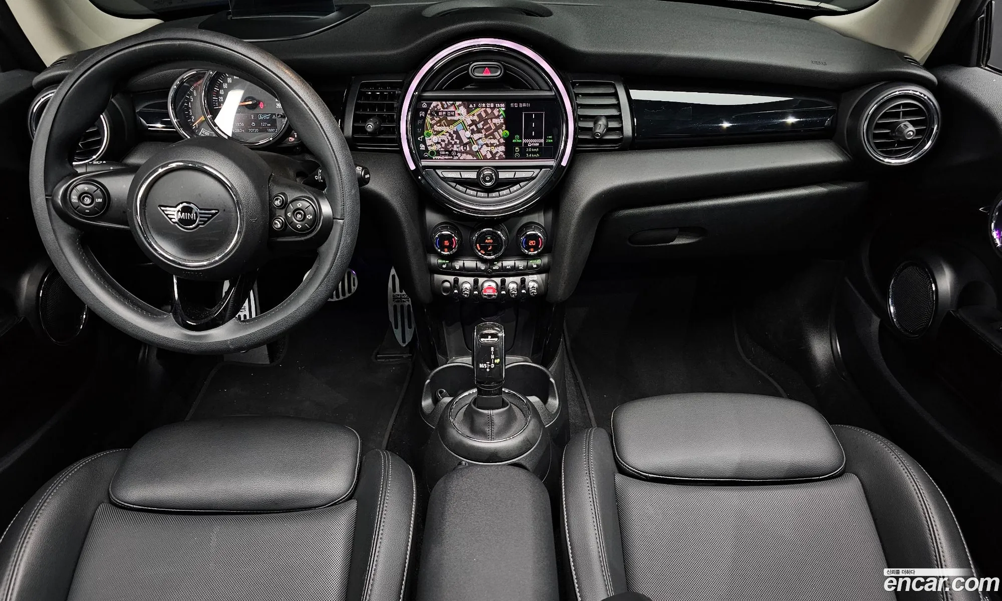 Mini Cooper 2020 — 19